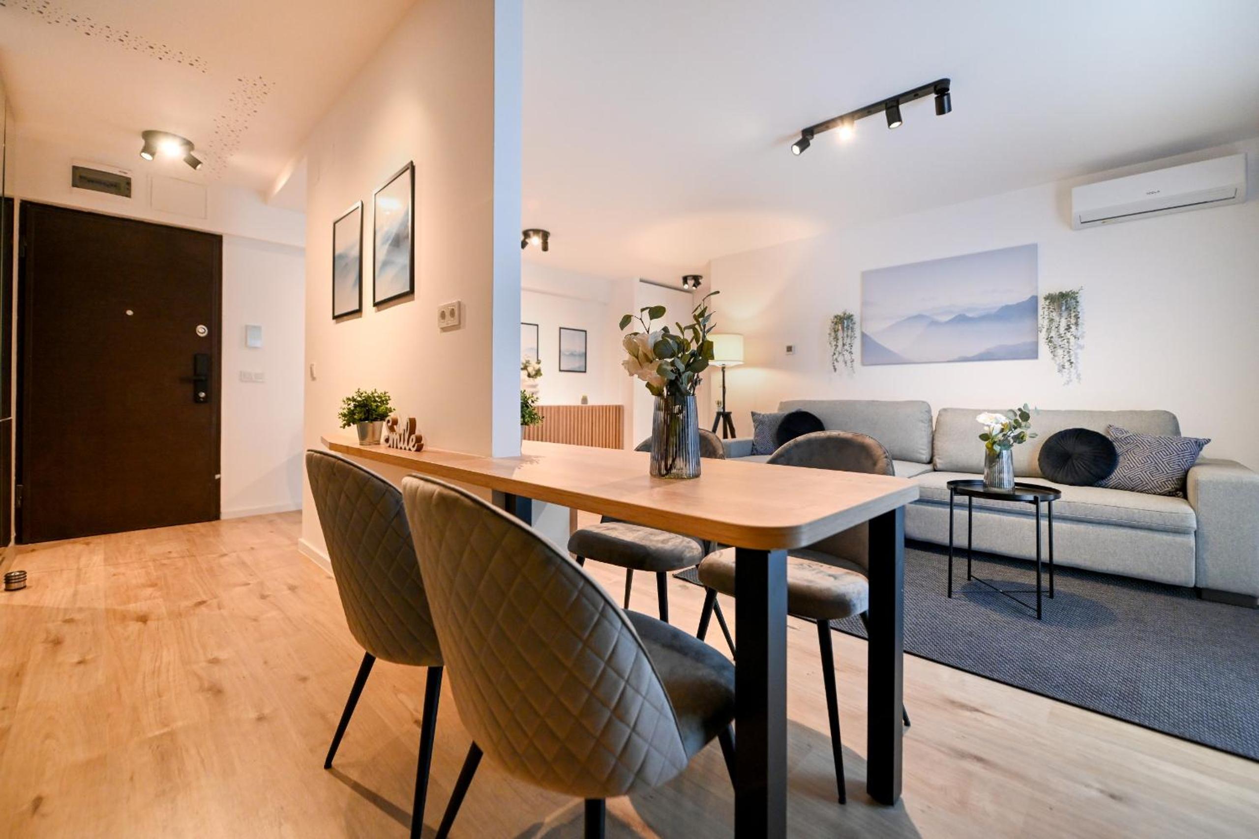 Perfect Stay: Urban Heaven in Aviatiei Business Area