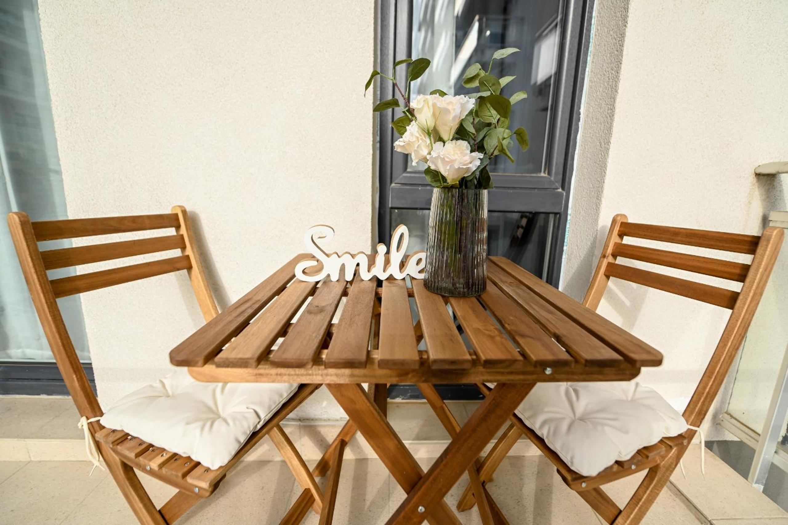 Perfect Stay: Urban Heaven in Aviatiei Business Area
