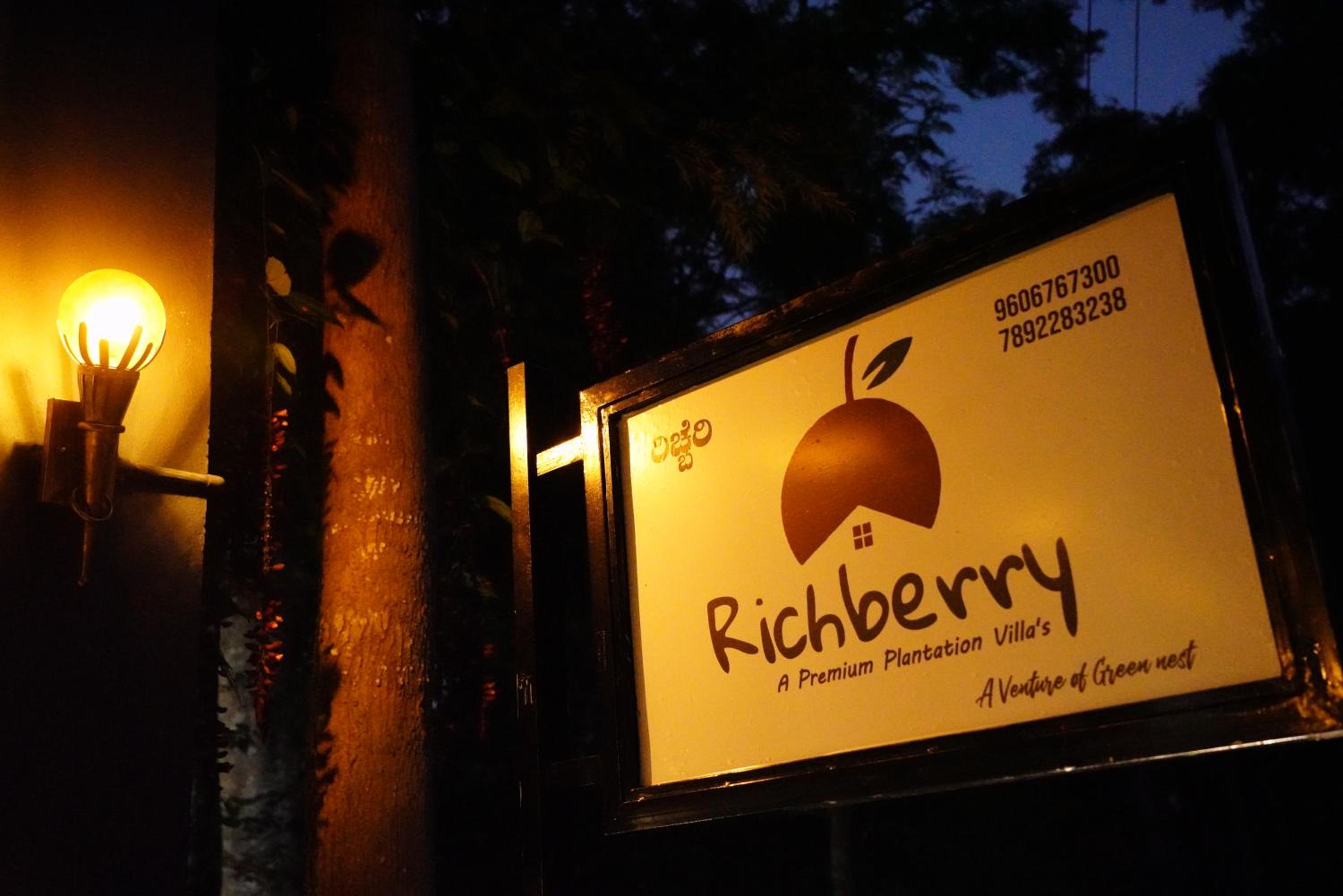 RICHBERRY- A Premium Plantation Villa's