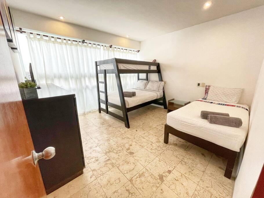 Excellent 3 BD Steps The Beach view 4