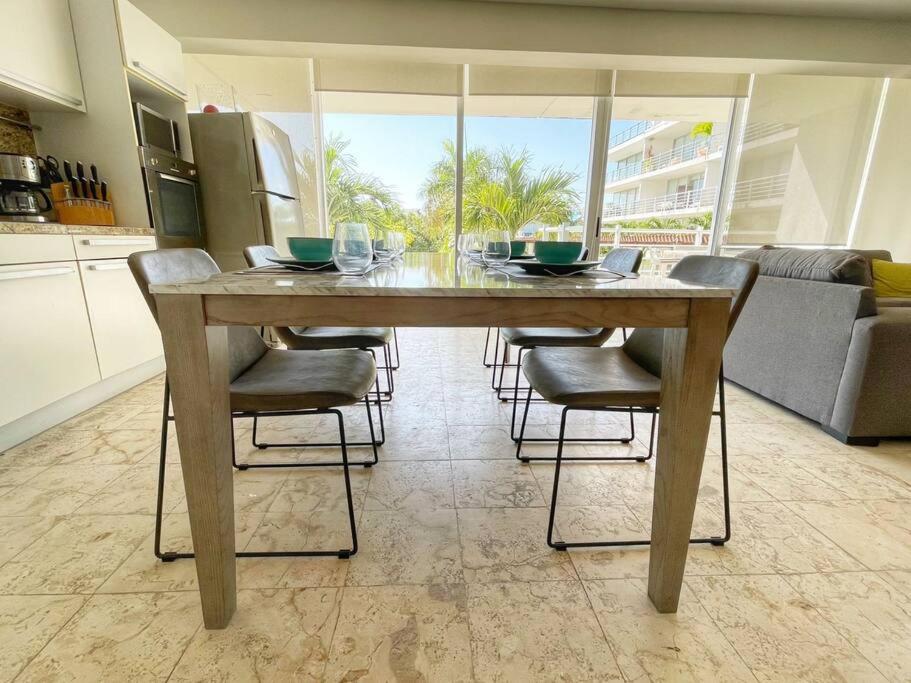 Excellent 3 BD Steps The Beach view 5