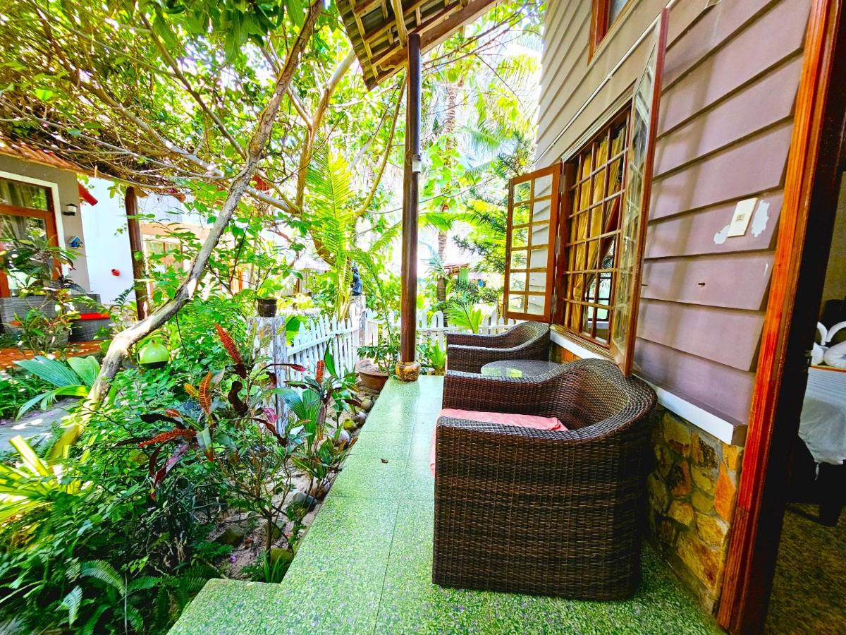 outdoor BBQ area