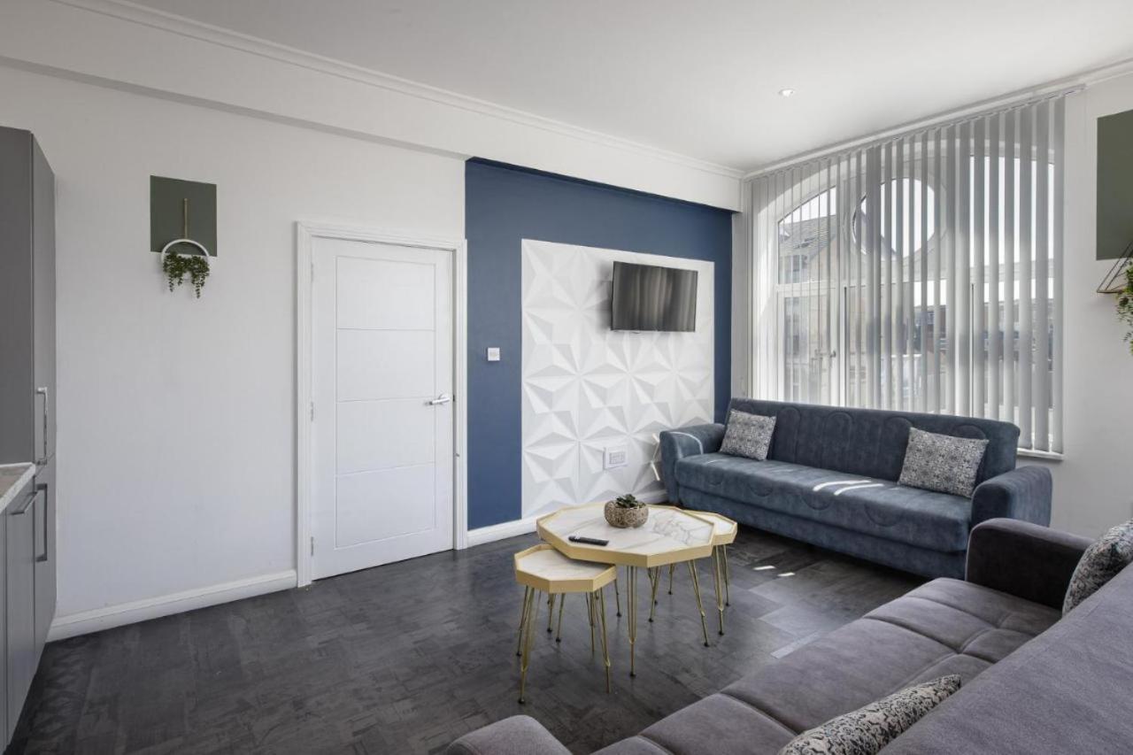 South Pier Apartments by Sasco view 3