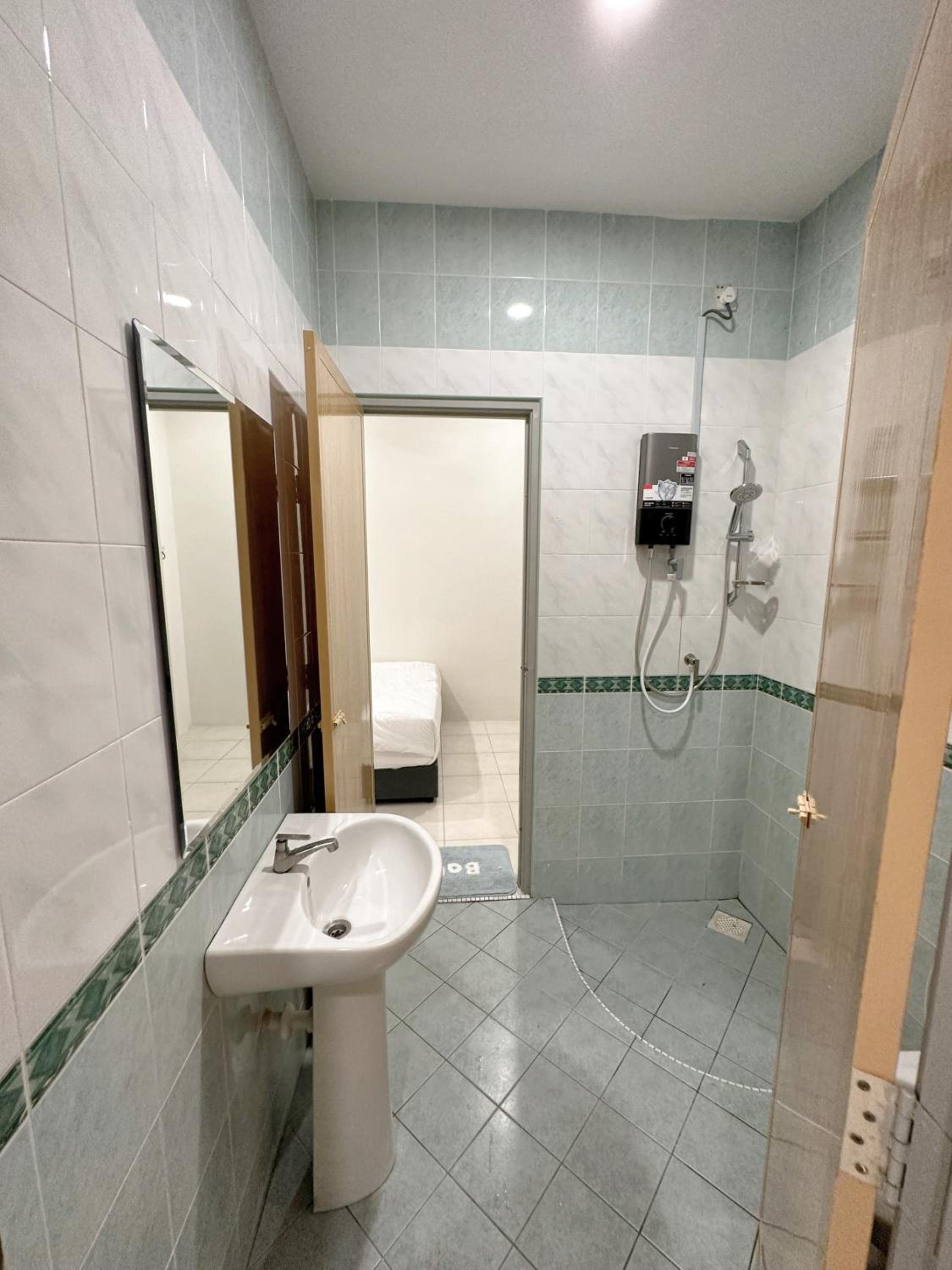 Photo 11