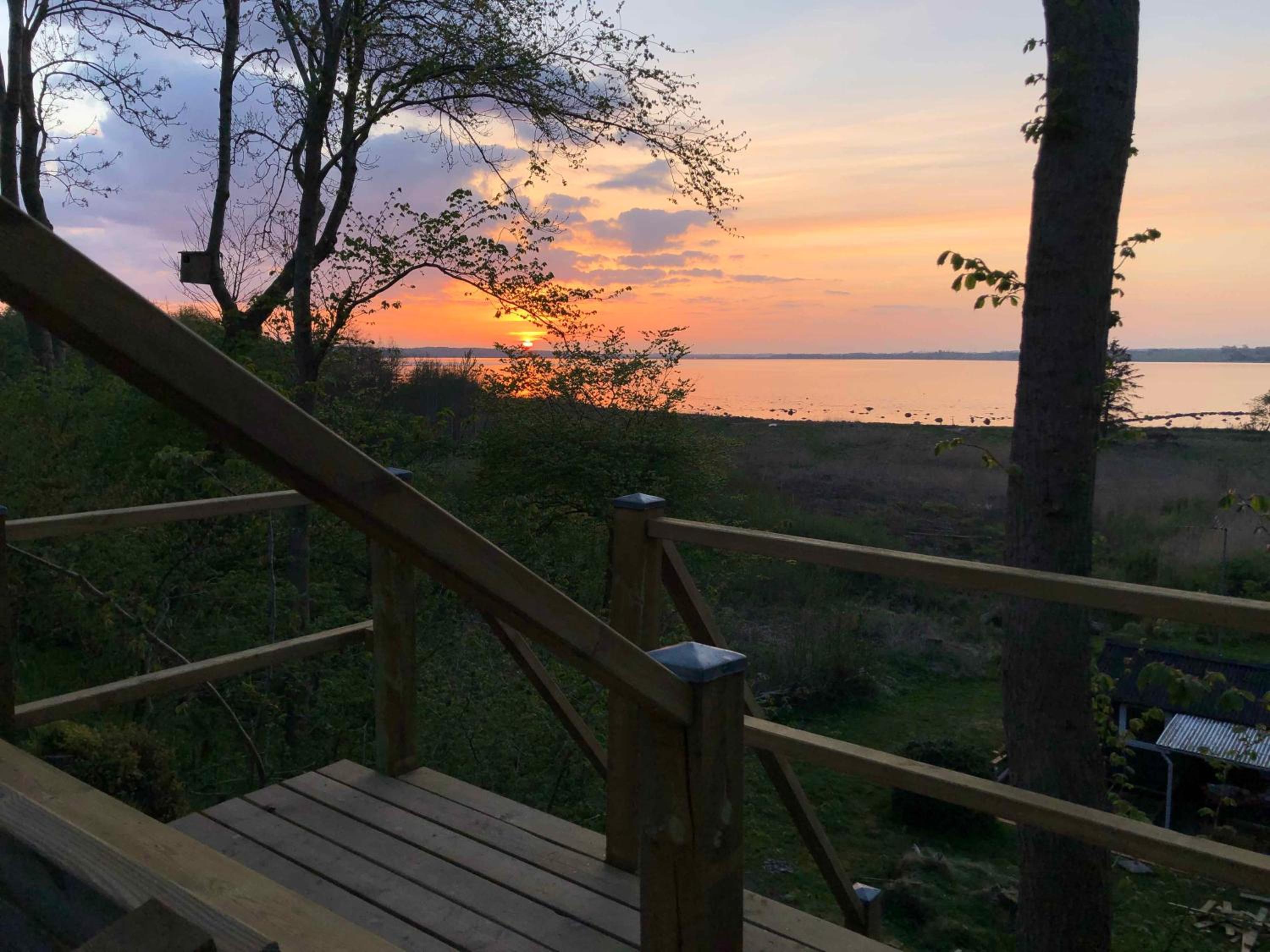 Lovely Cottage With Wilderness Bath And View