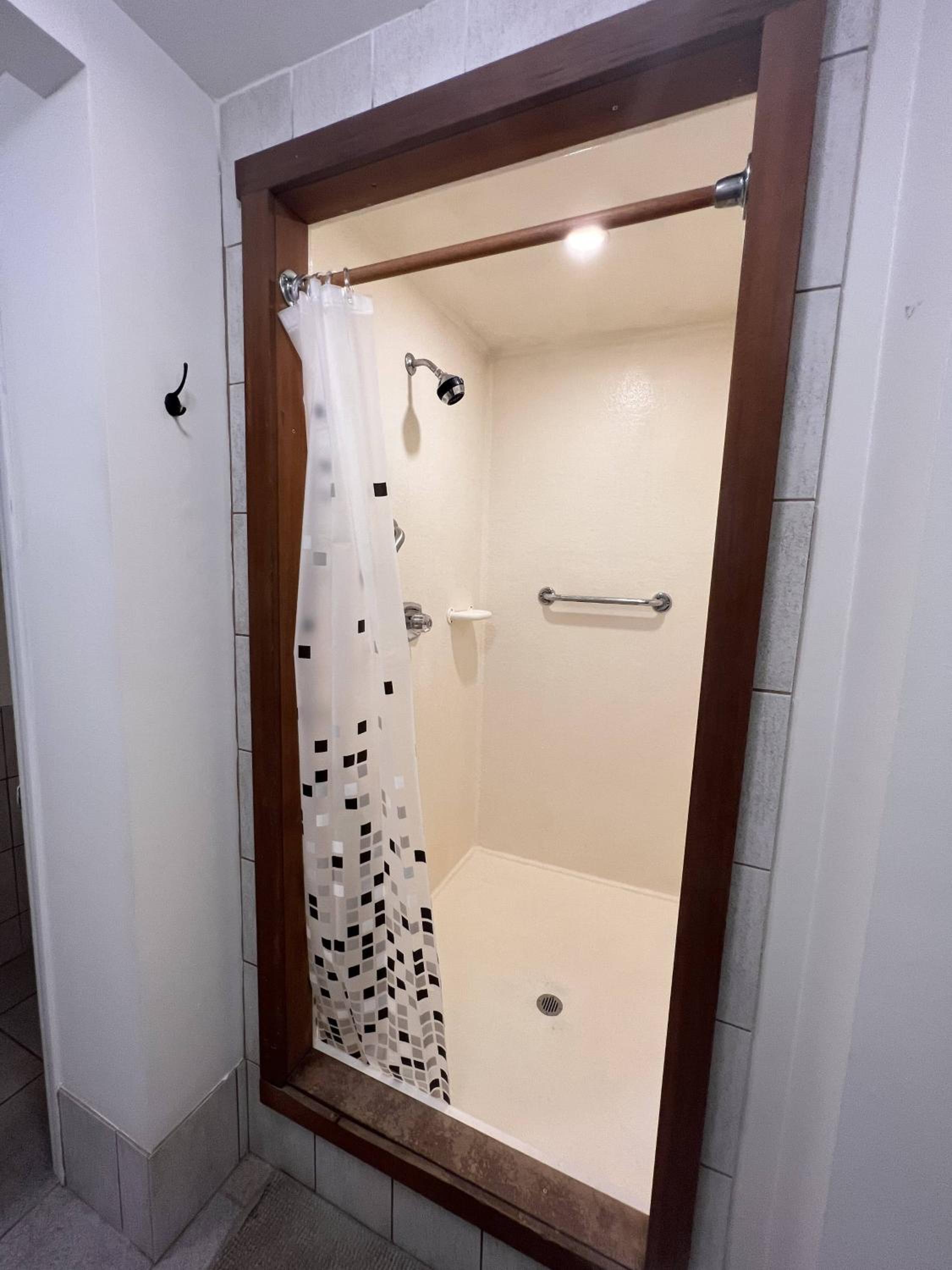 Private Bedroom, Bathroom, Shared Outdoor Pool, Hot Tub