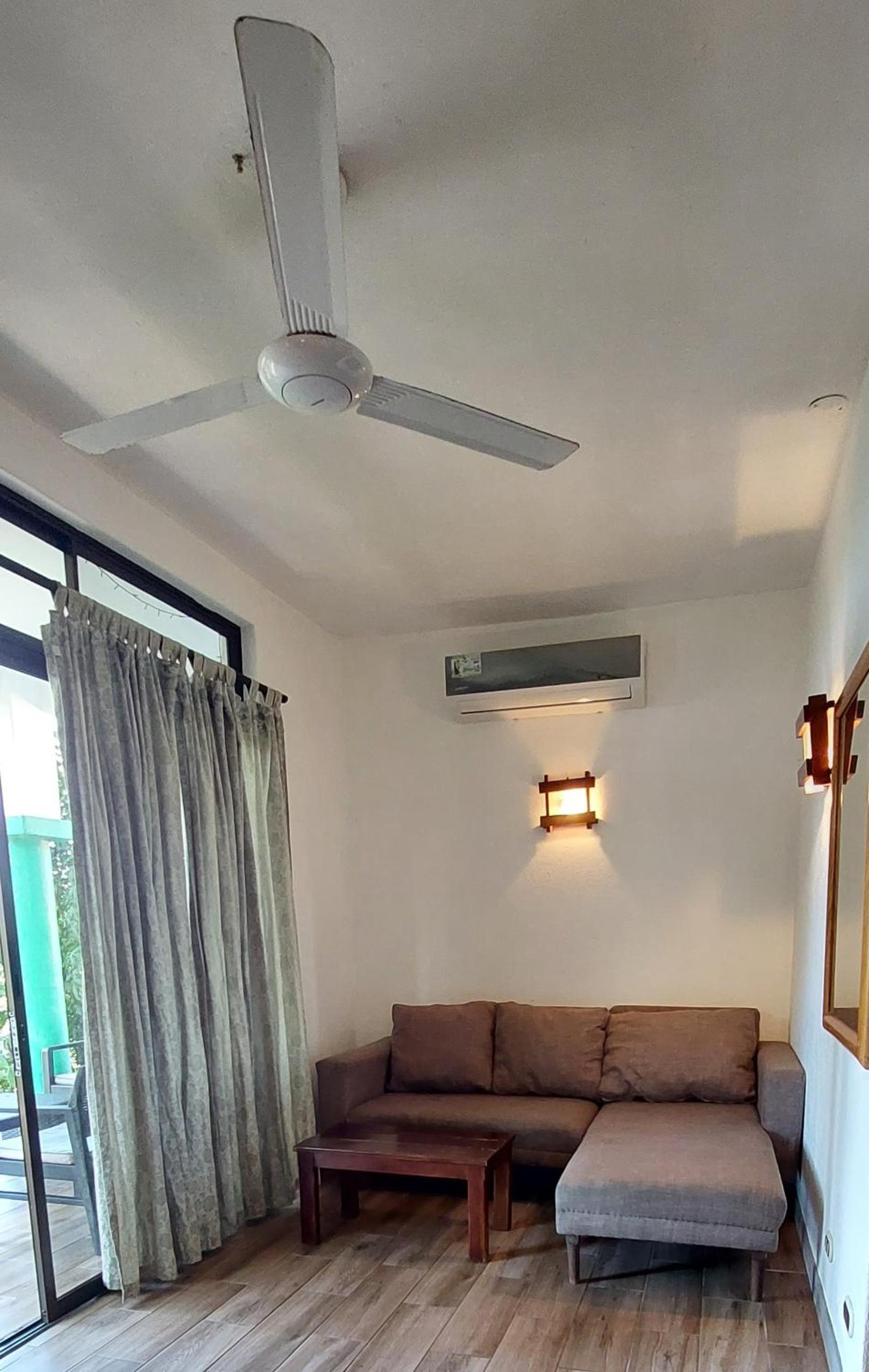 noemi apartments samara beach A-2