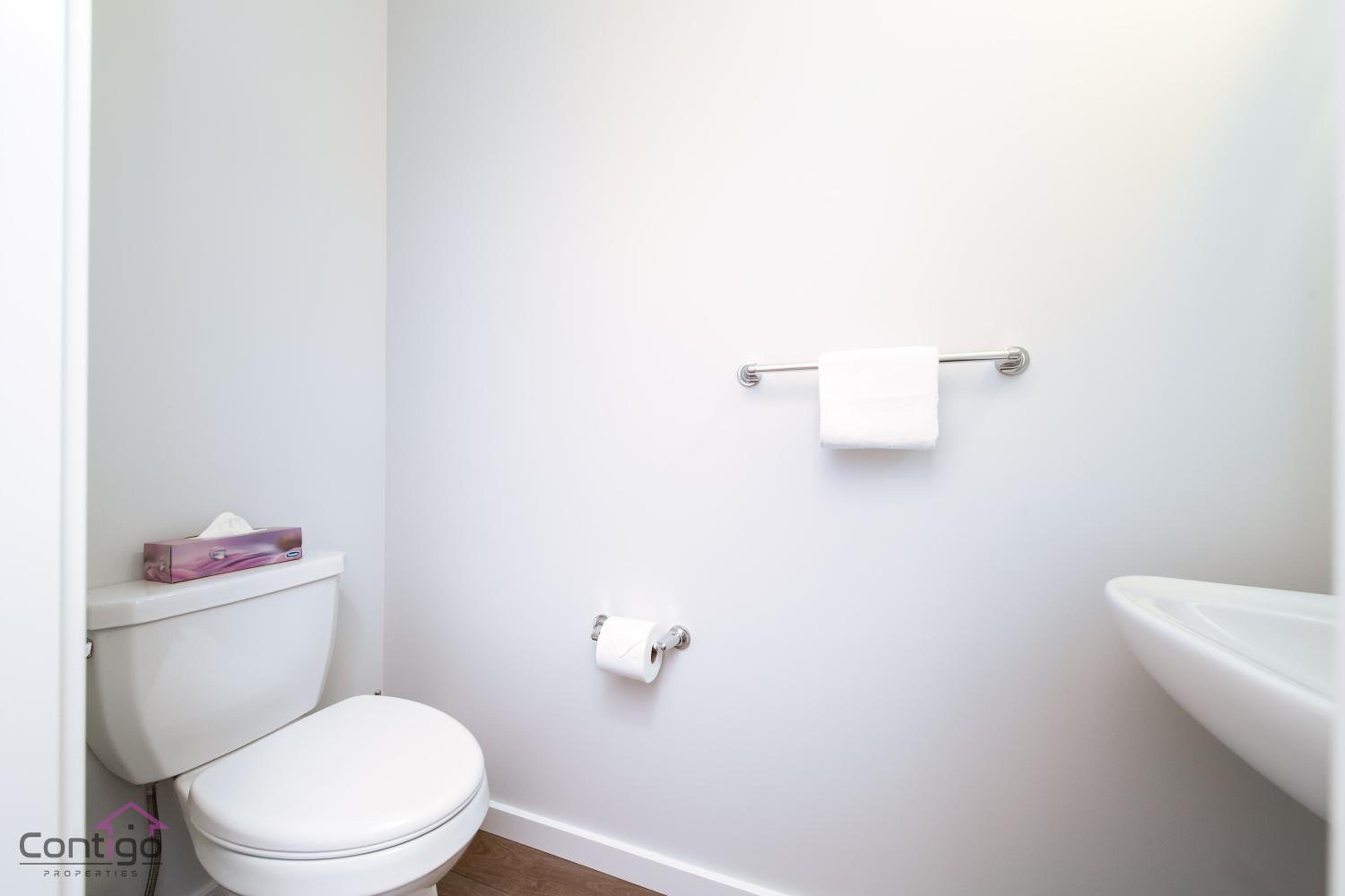 Orchards Retreat, AC, Family Friendly, Sleeps 10, NearAirprt