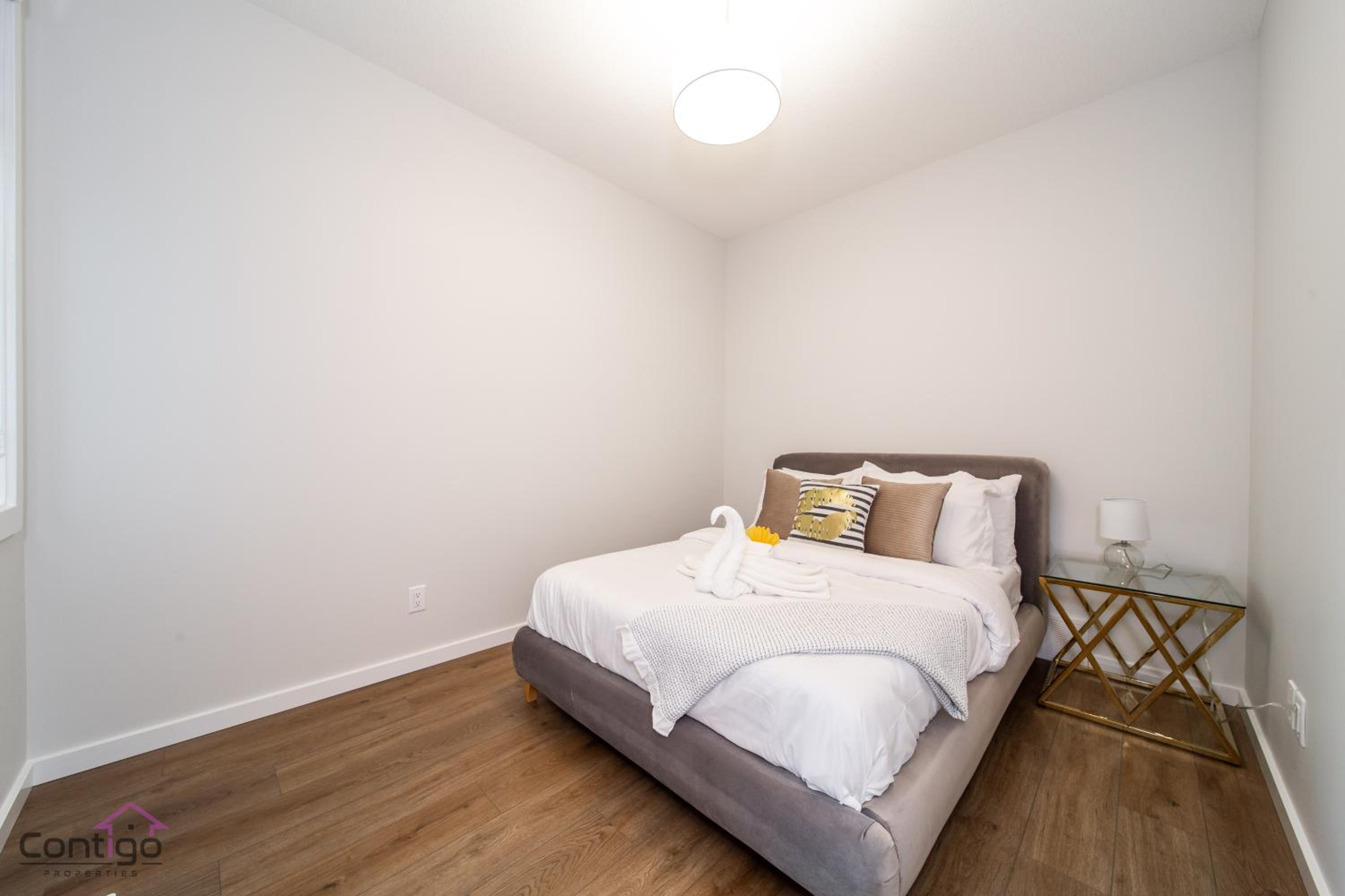 Orchards Retreat, AC, Family Friendly, Sleeps 10, NearAirprt
