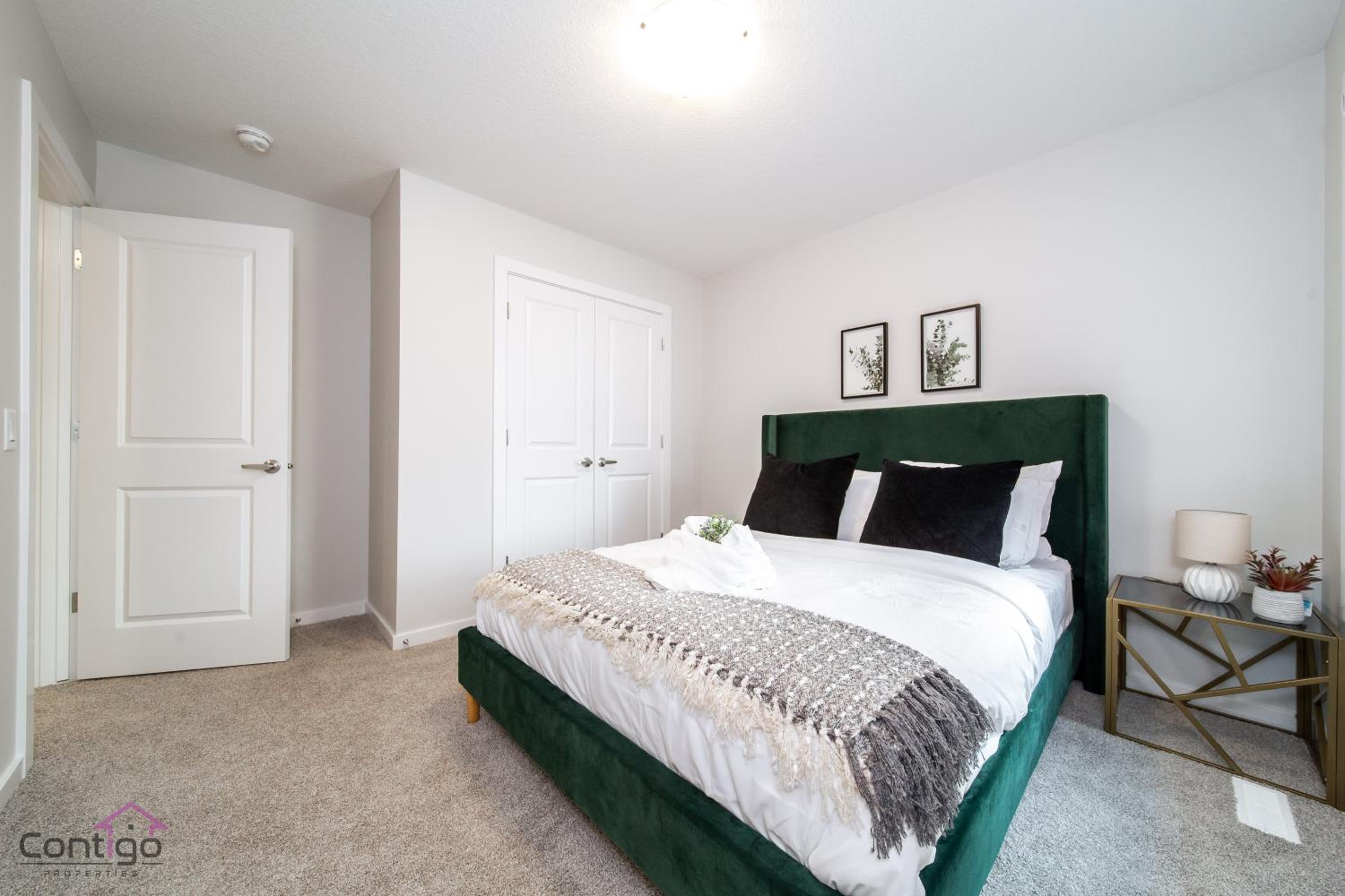 Orchards Retreat, AC, Family Friendly, Sleeps 10, NearAirprt
