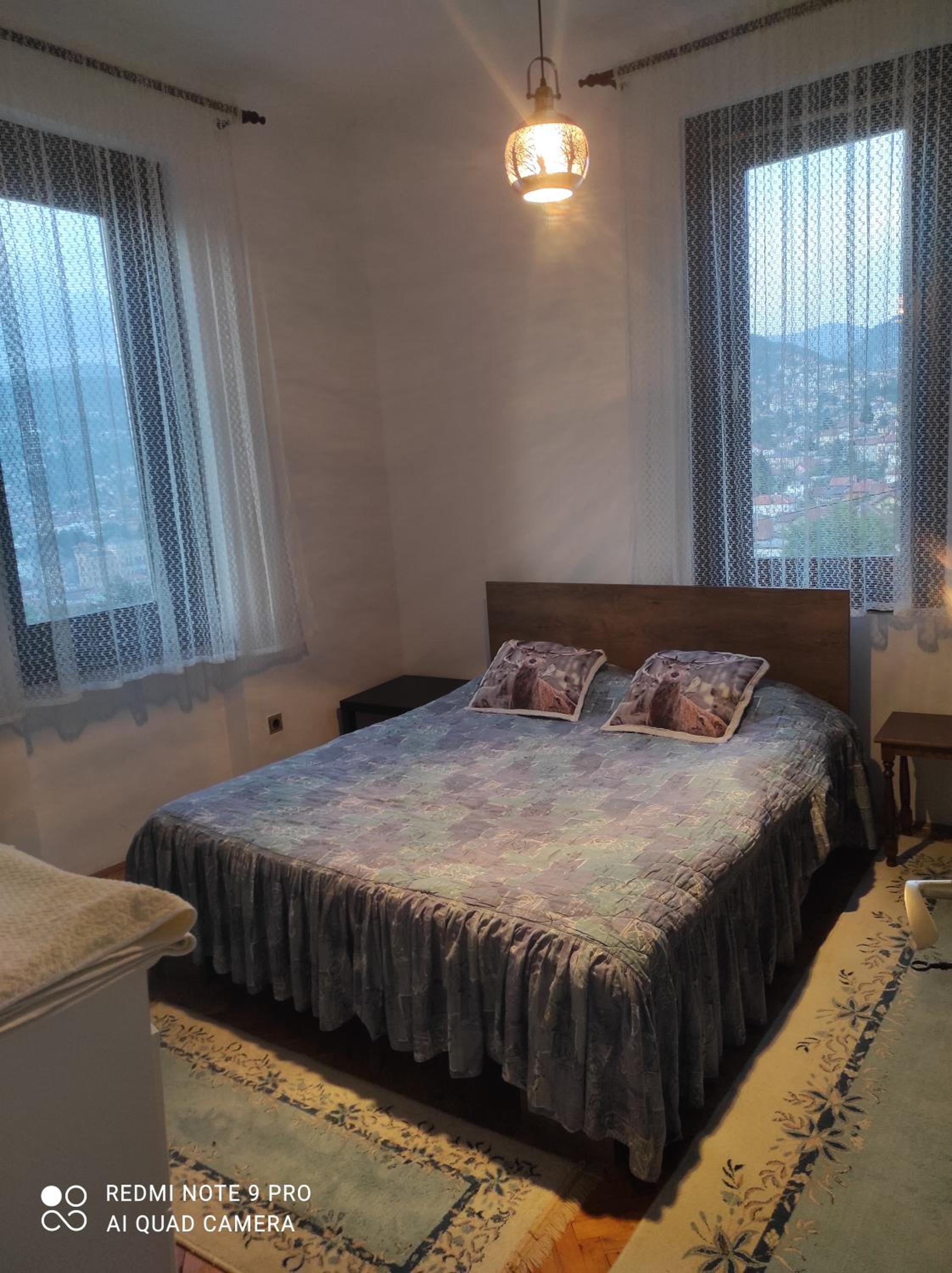 Issy Apartment