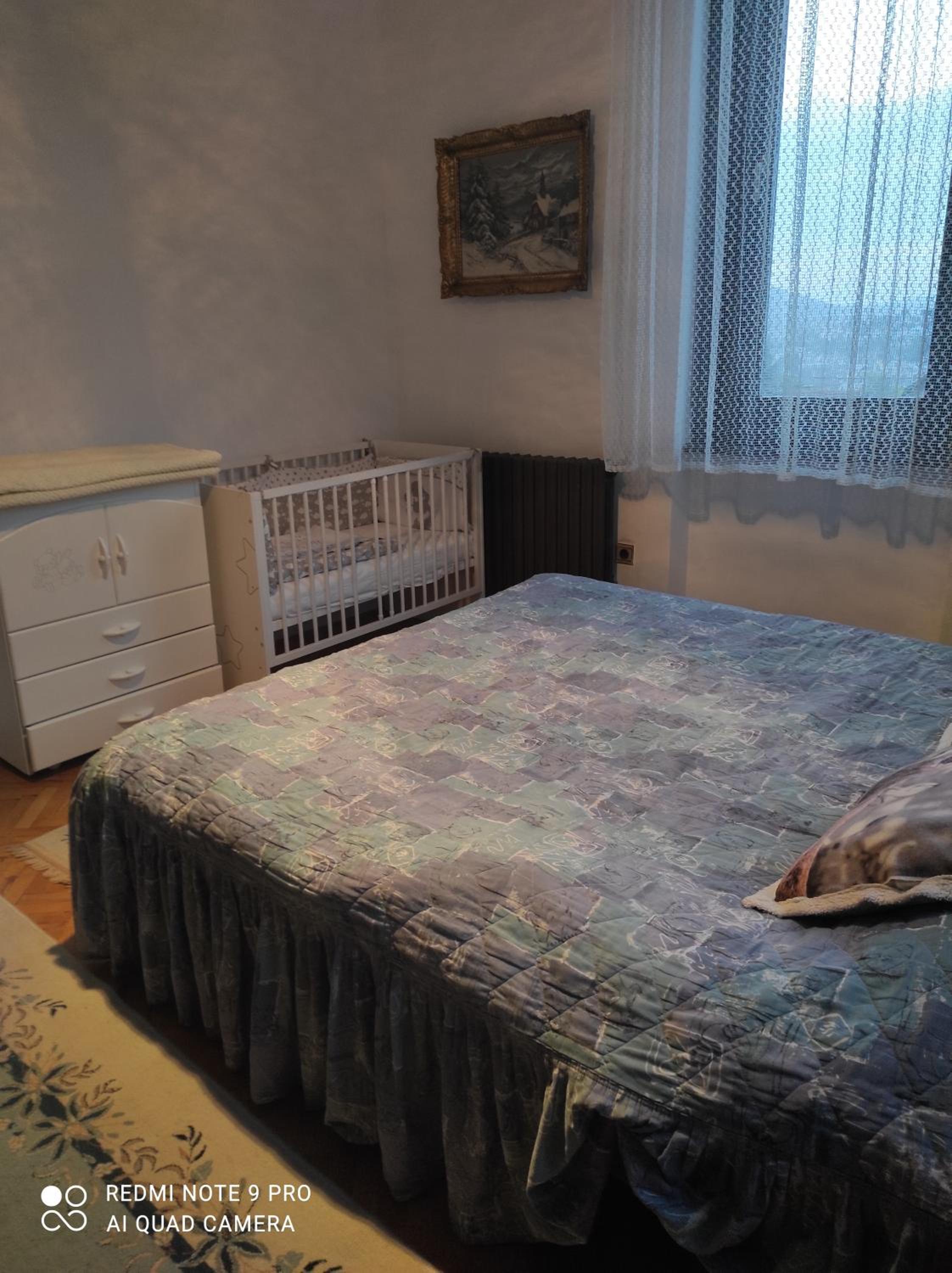 Issy Apartment