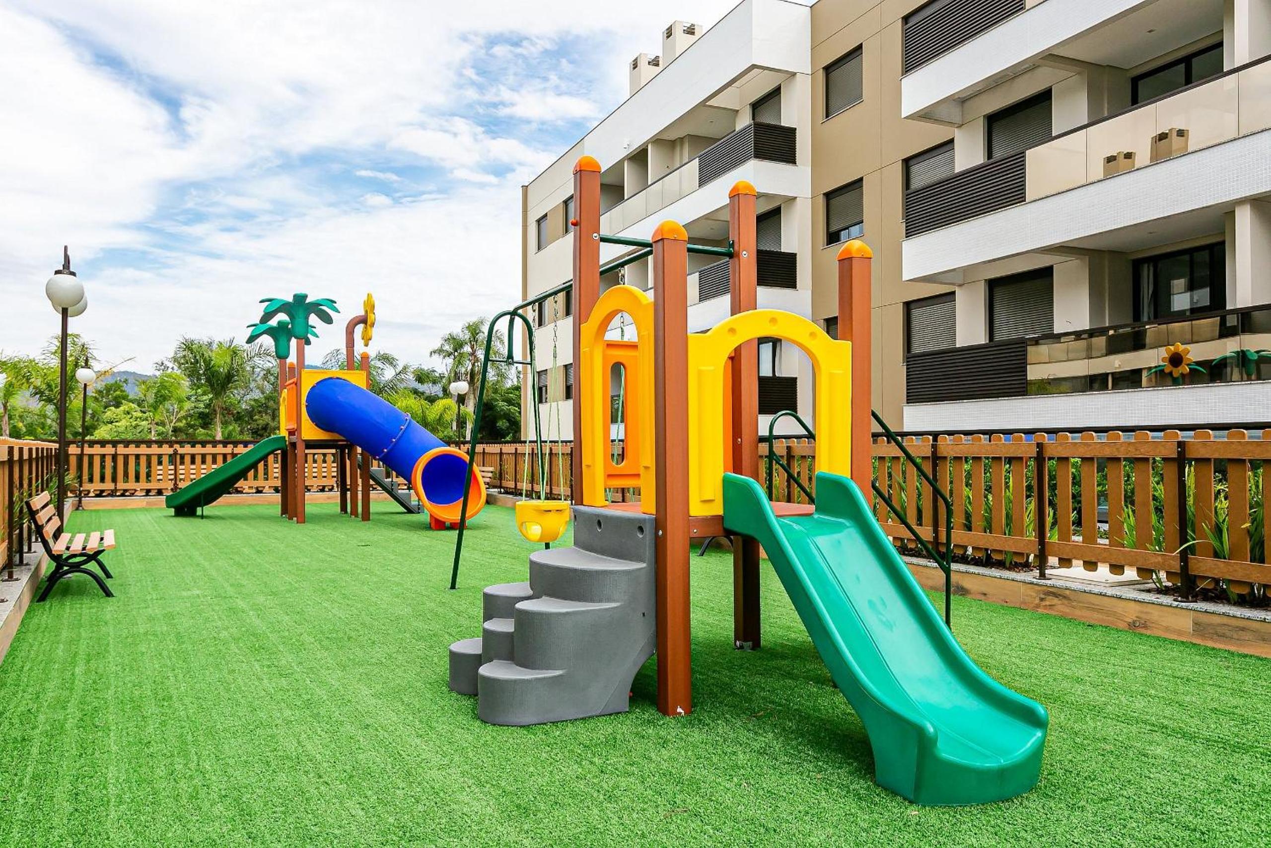 Apartments with pools 200m from the sea Floripa-SC ADC