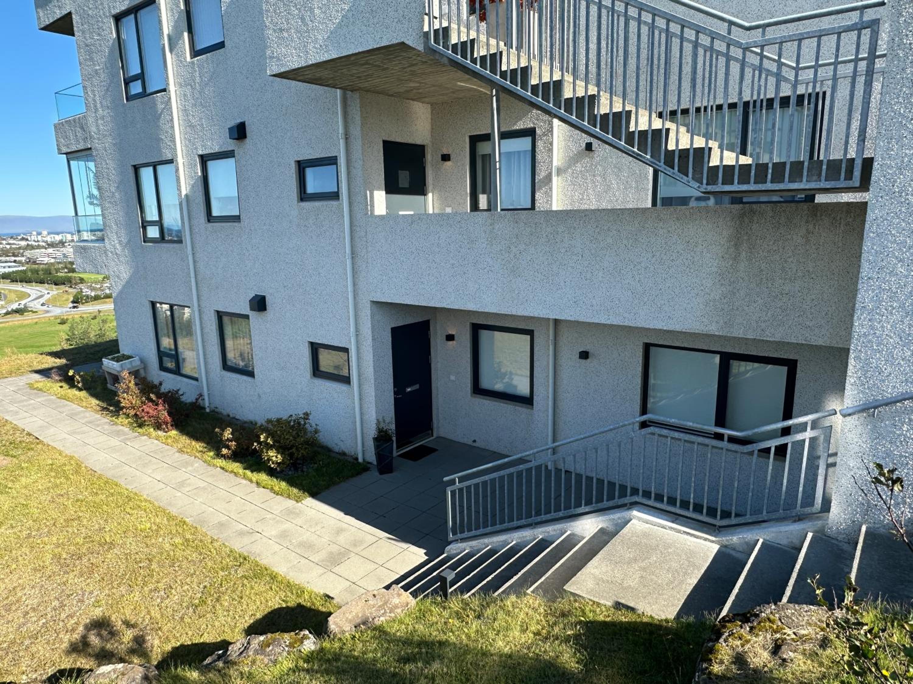 Photo 20
