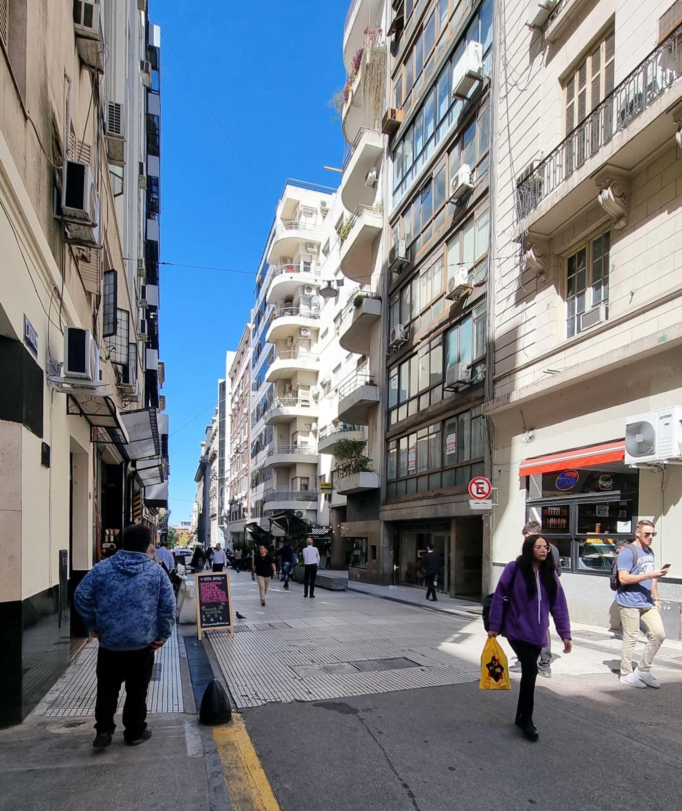 Cortázar Apartment