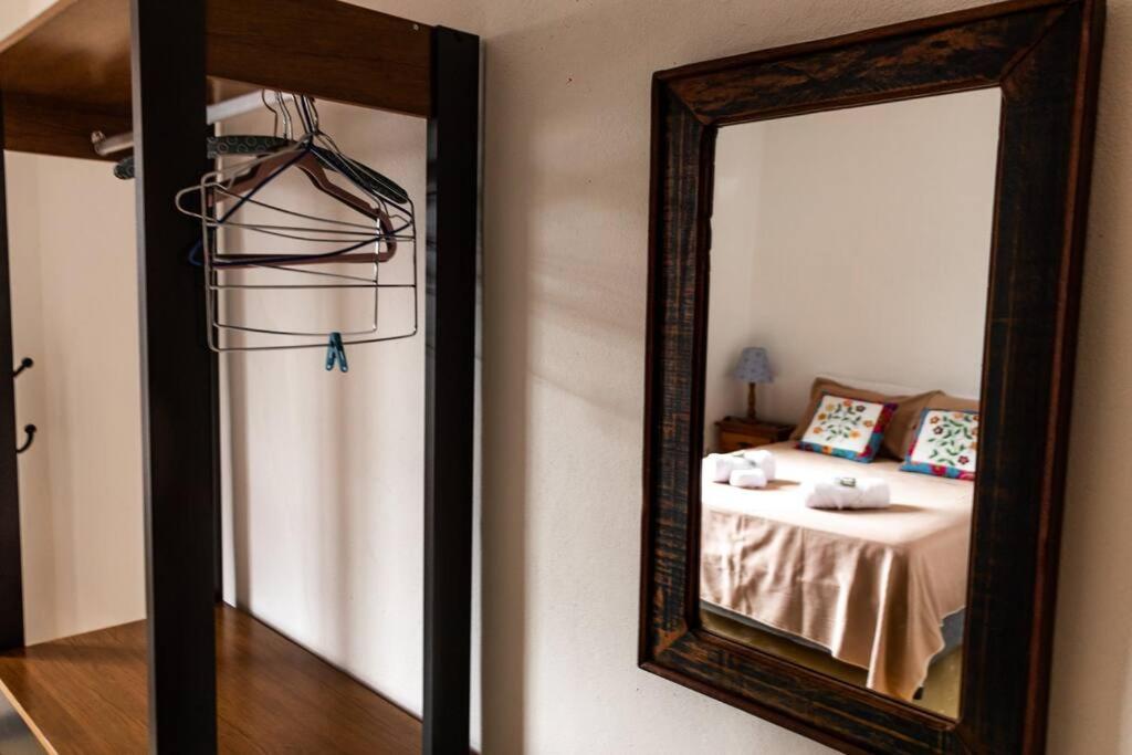 Charme Colonial, Pet Friendly, com garagem e deck com vista para Serra de São José