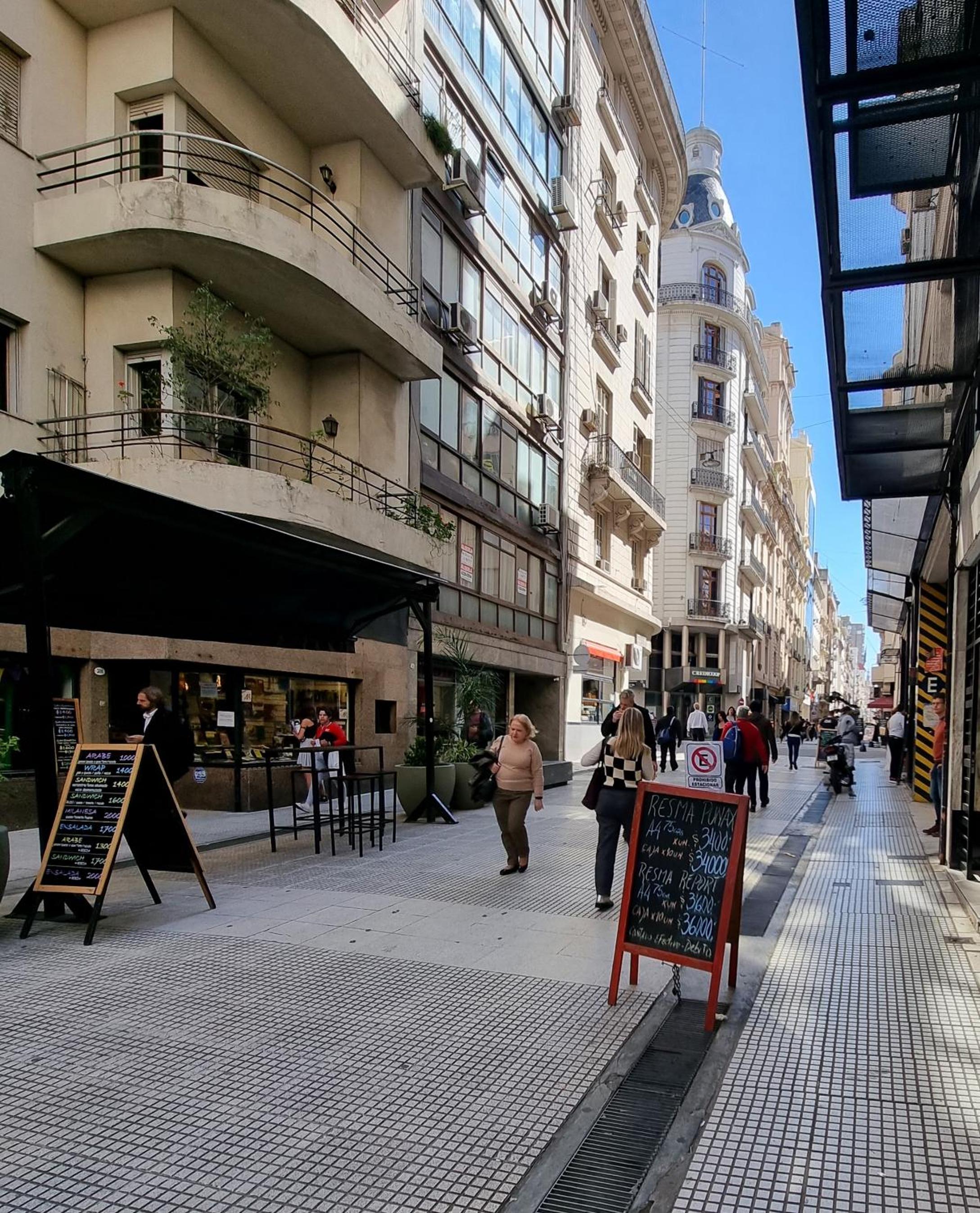 Cortázar Apartment