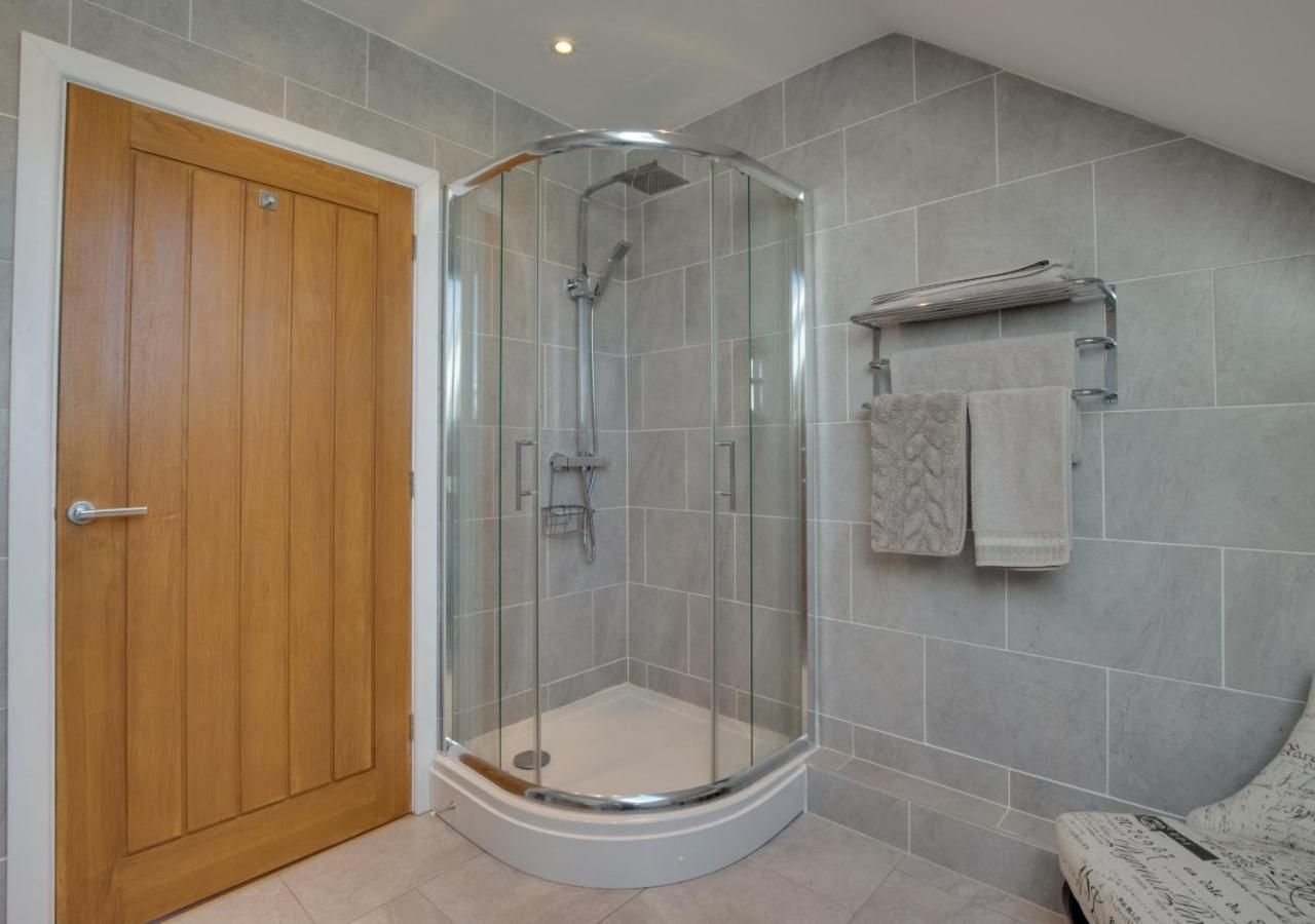 3 Bed in Coelbren oc-way238