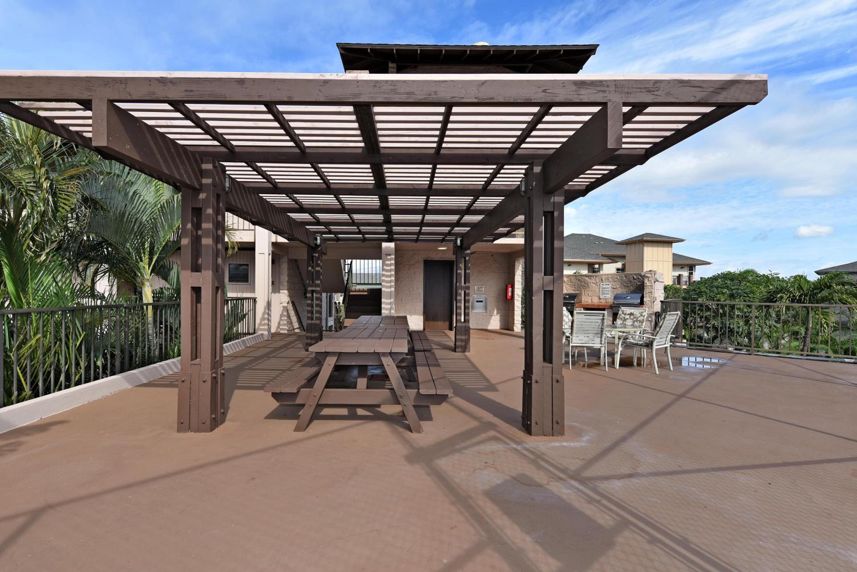 Kihei Alii Kai C405 · KAK C405 Updated 2BD Condo Across Beach w