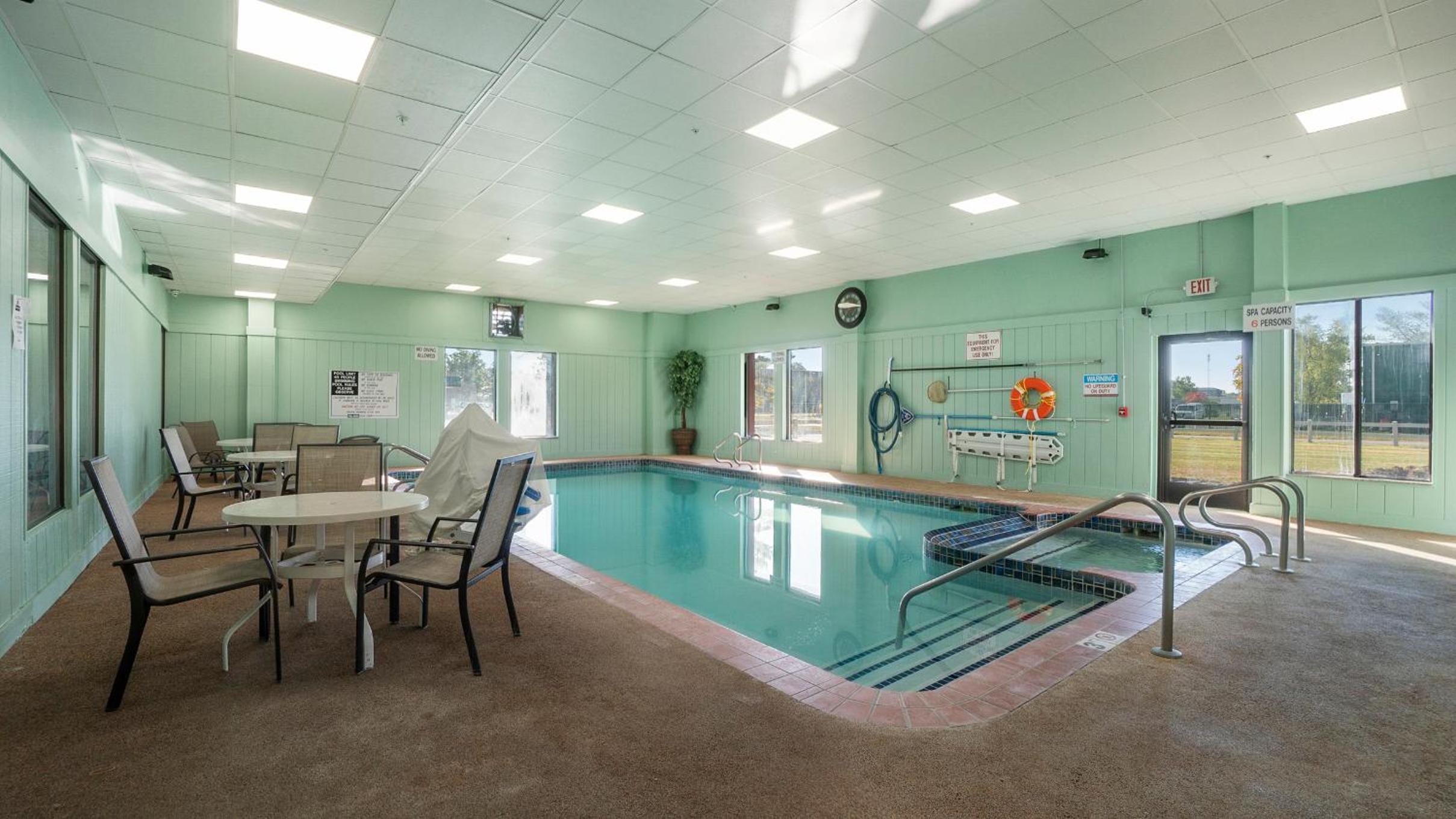 Mount Pleasant Vacations - Days Inn  Suites by Wyndham Mt Pleasant - Property Image 5