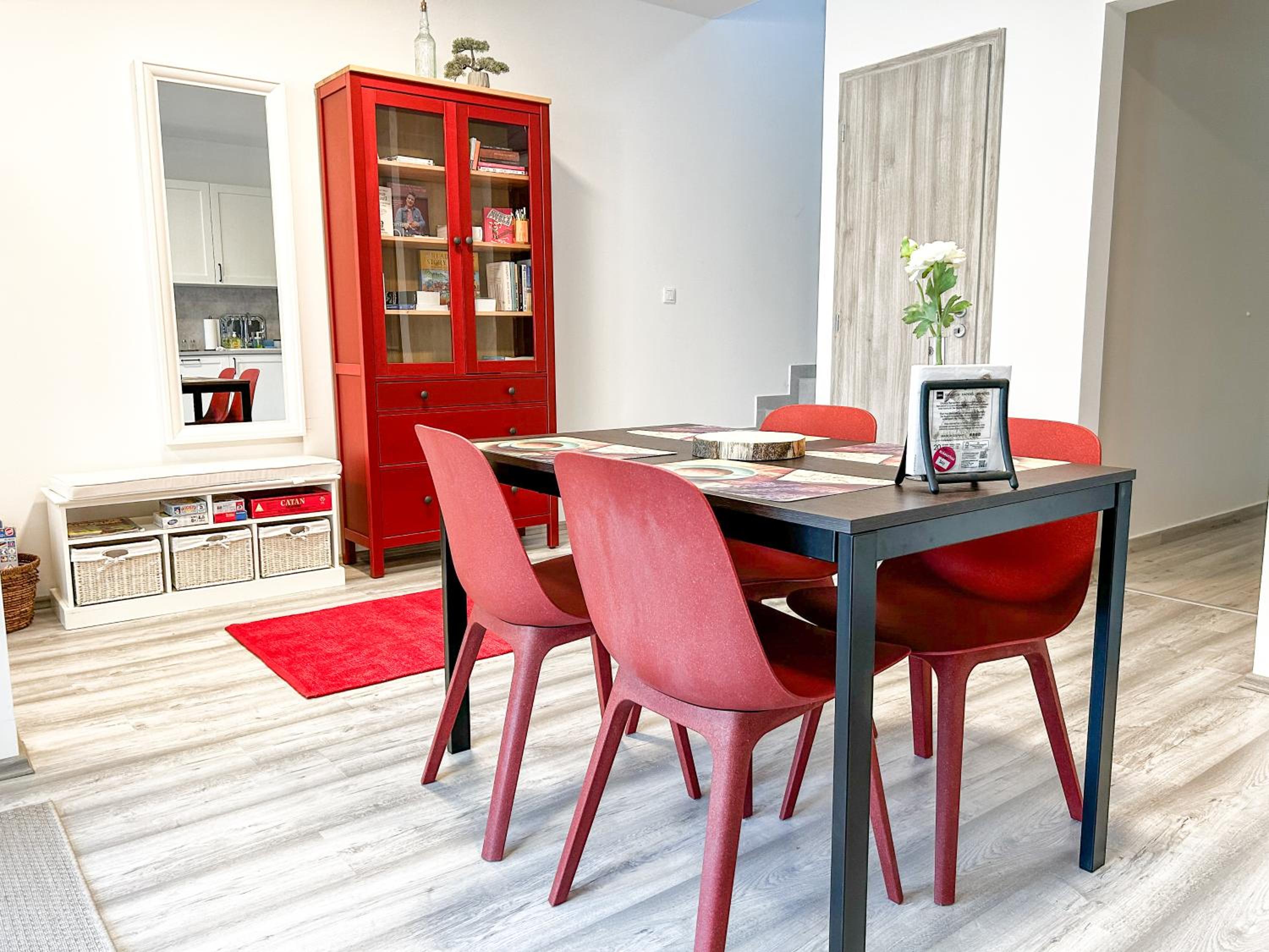 Komfort Home Bursport Bt. ház view 3