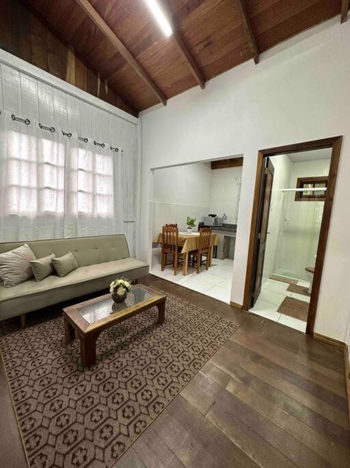 Vila dos pássaros, casa completa
