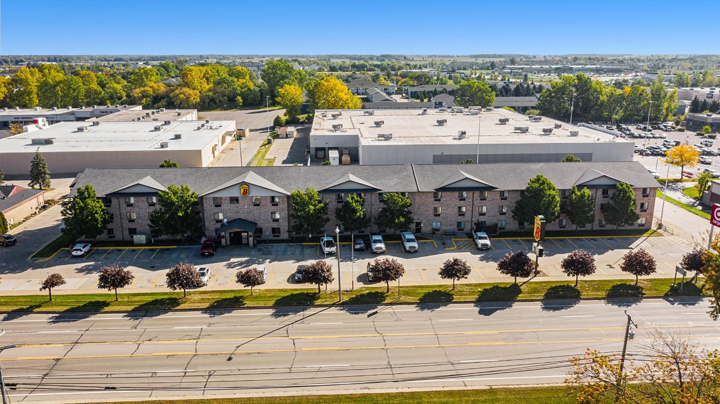 Mount Pleasant Vacations - Super 8 by Wyndham Mt. Pleasant - Property Image 2