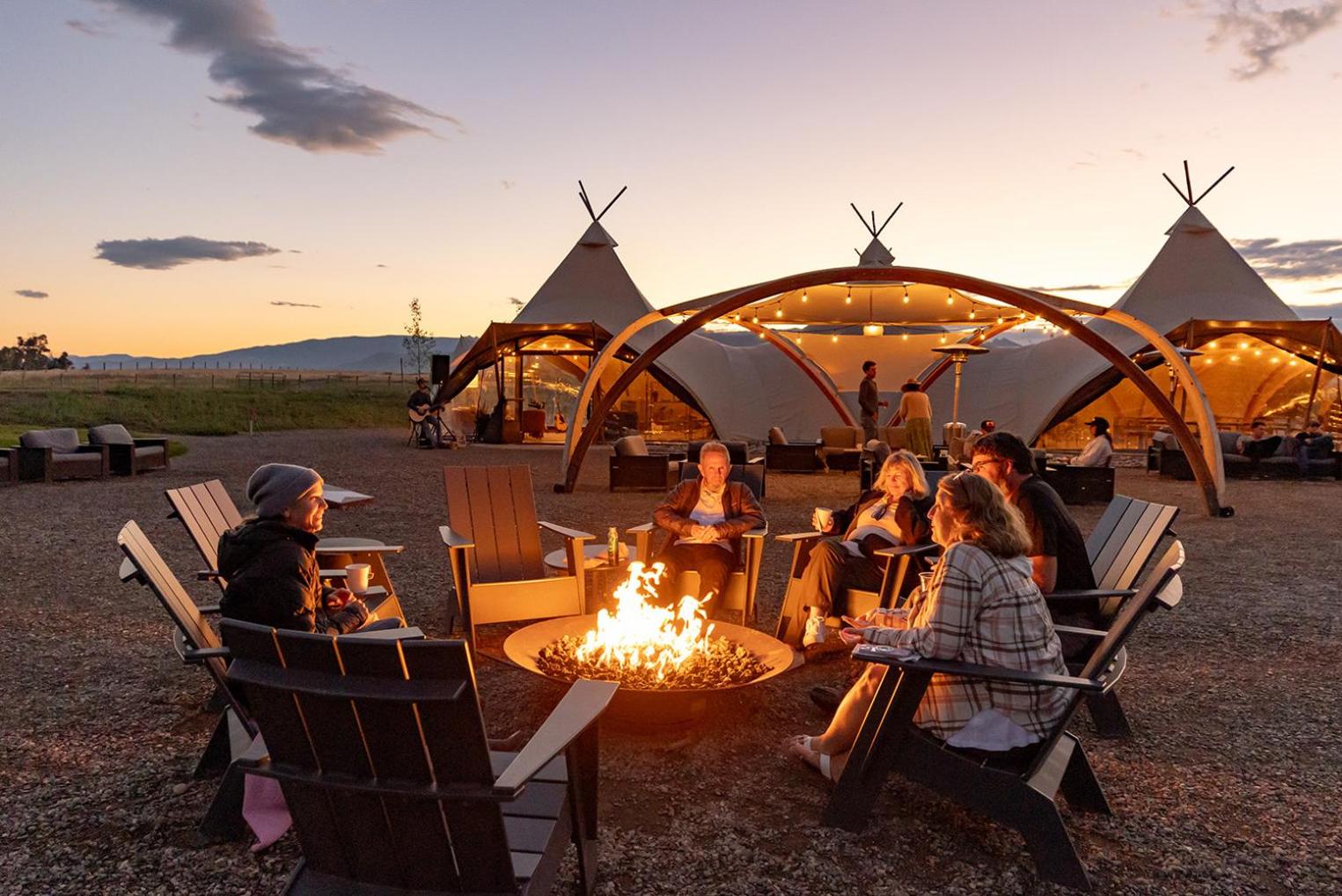 Under Canvas North Yellowstone - Paradise Valley view 4