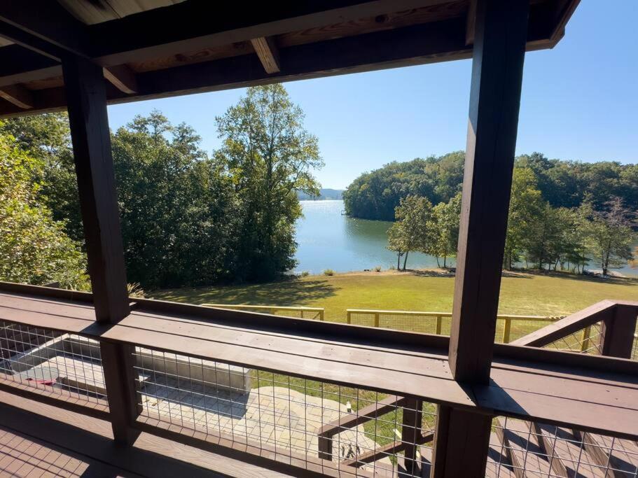 The Cabin on Eagle's Nest Cove of Watts Bar Lake view 5