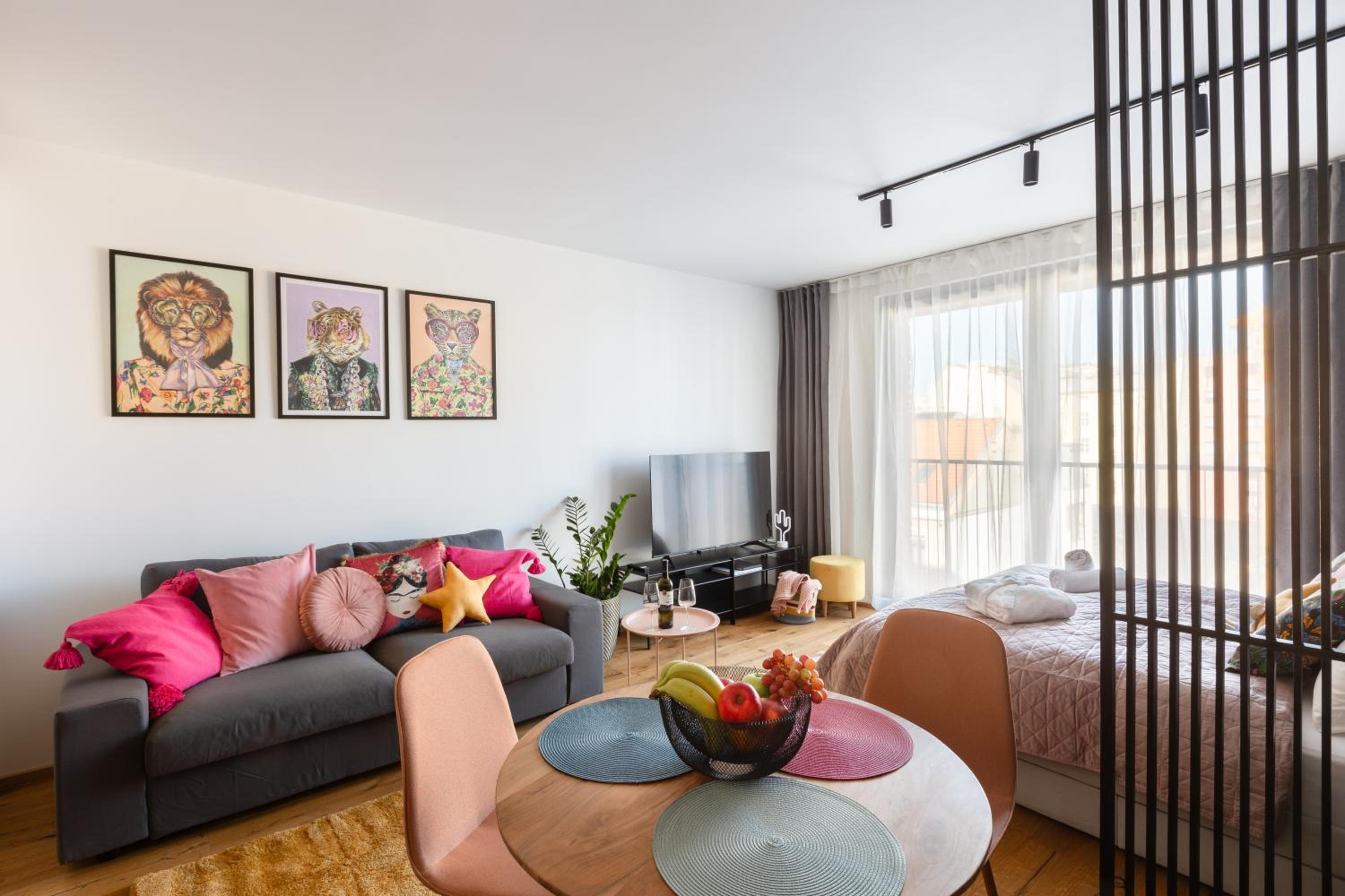 Urban Chic Residences