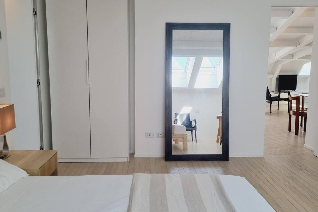 [DUOMO 10min] Shopping&Relax Fast Wifi & Balcony