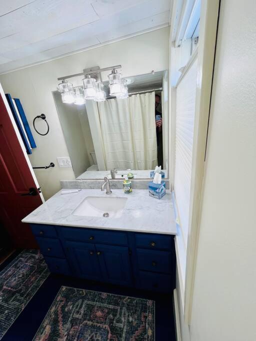 Circa 1725 home w/Roof Deck and Water Views view 3