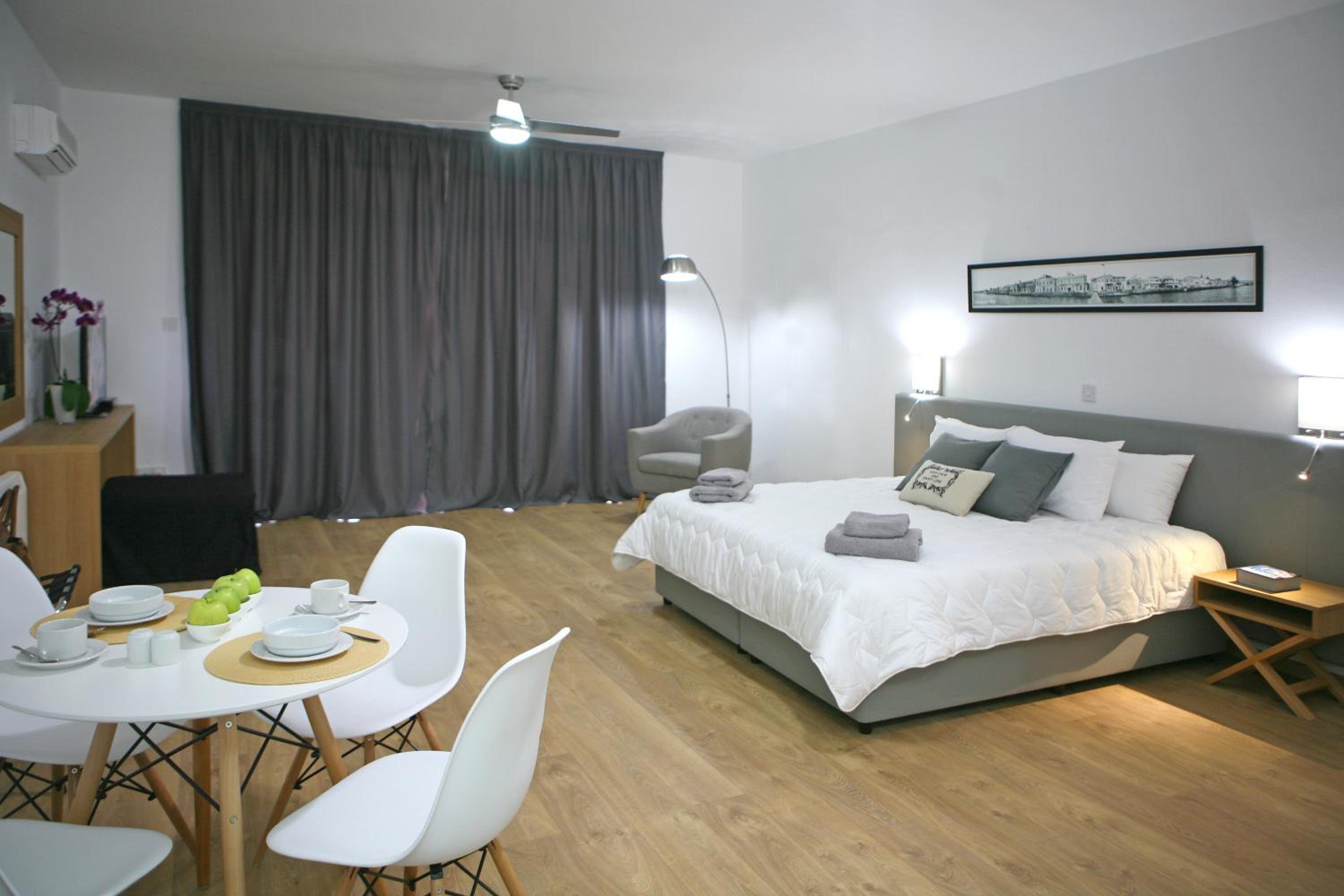Corina Suites & Apartments — photo 35