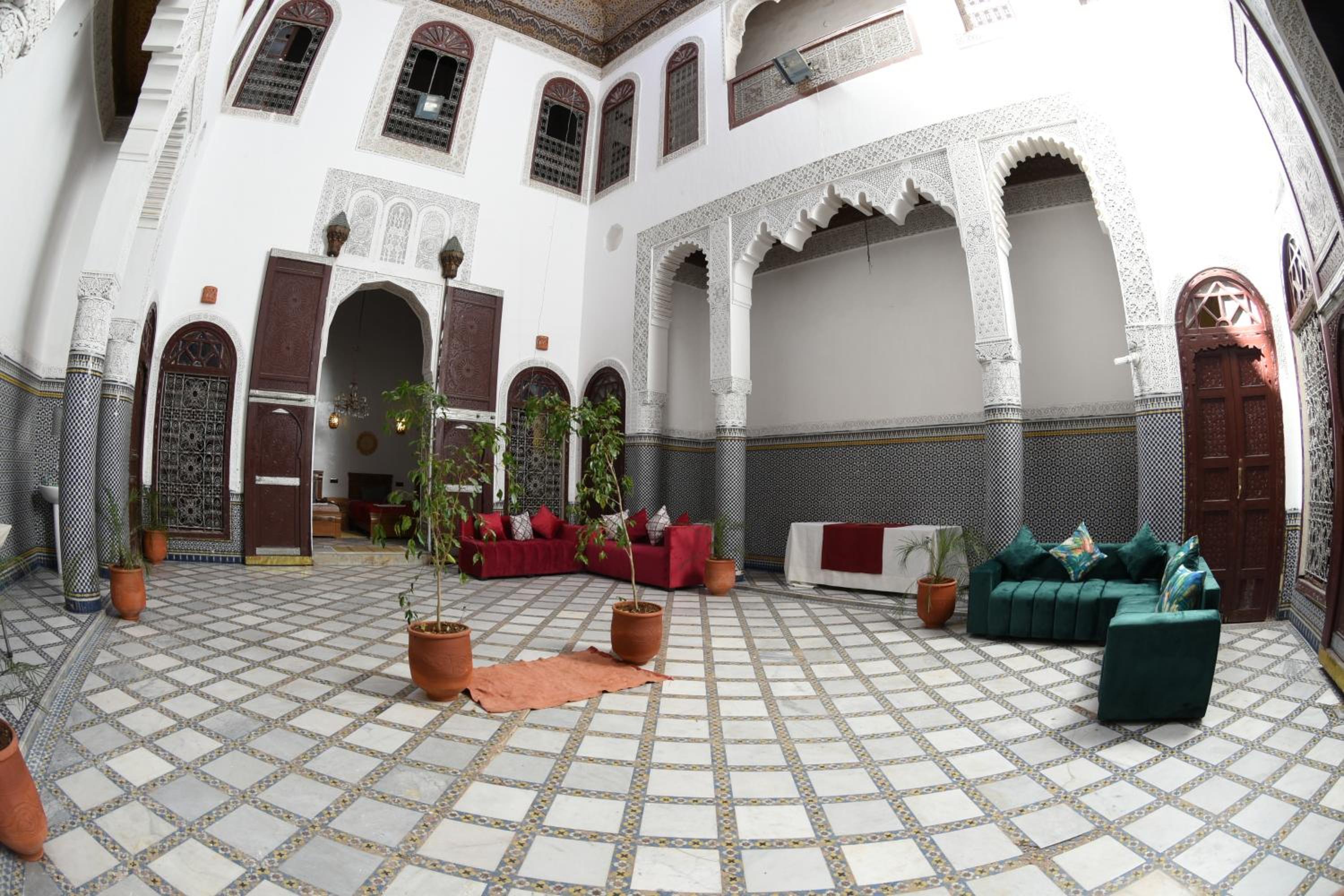 lounge