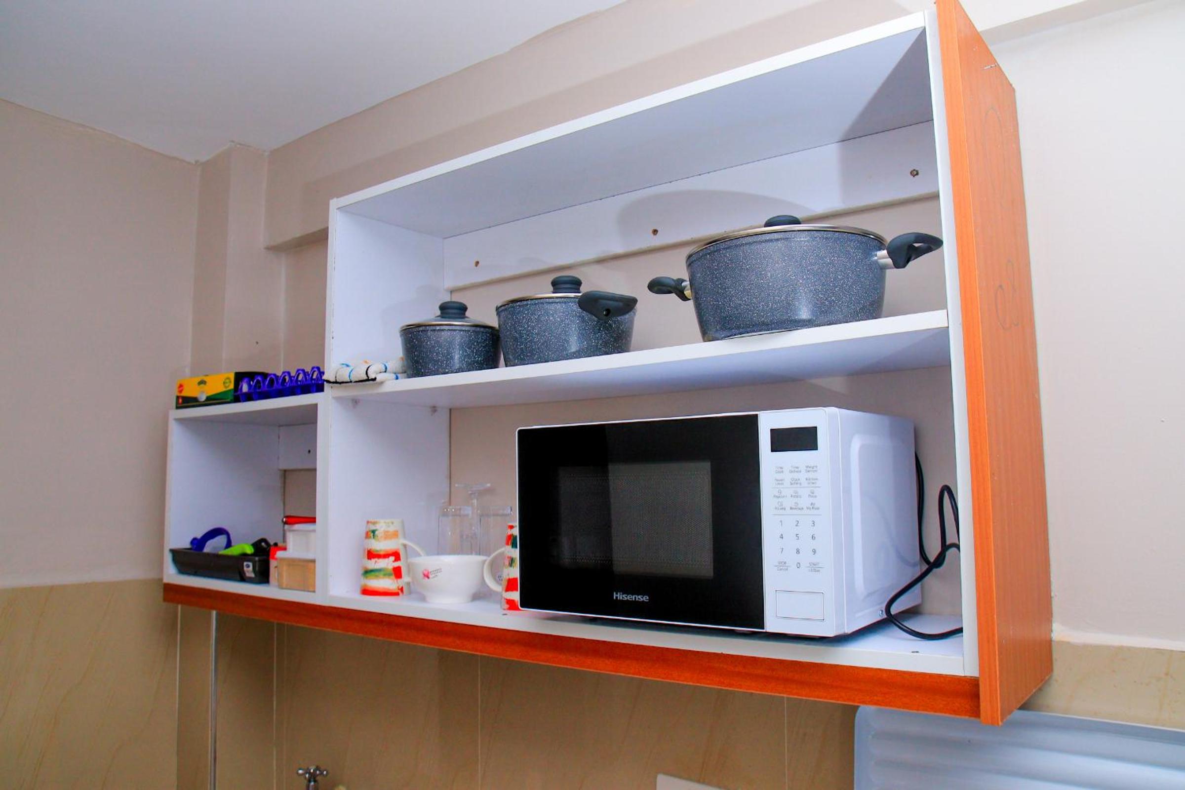 Elly Residence