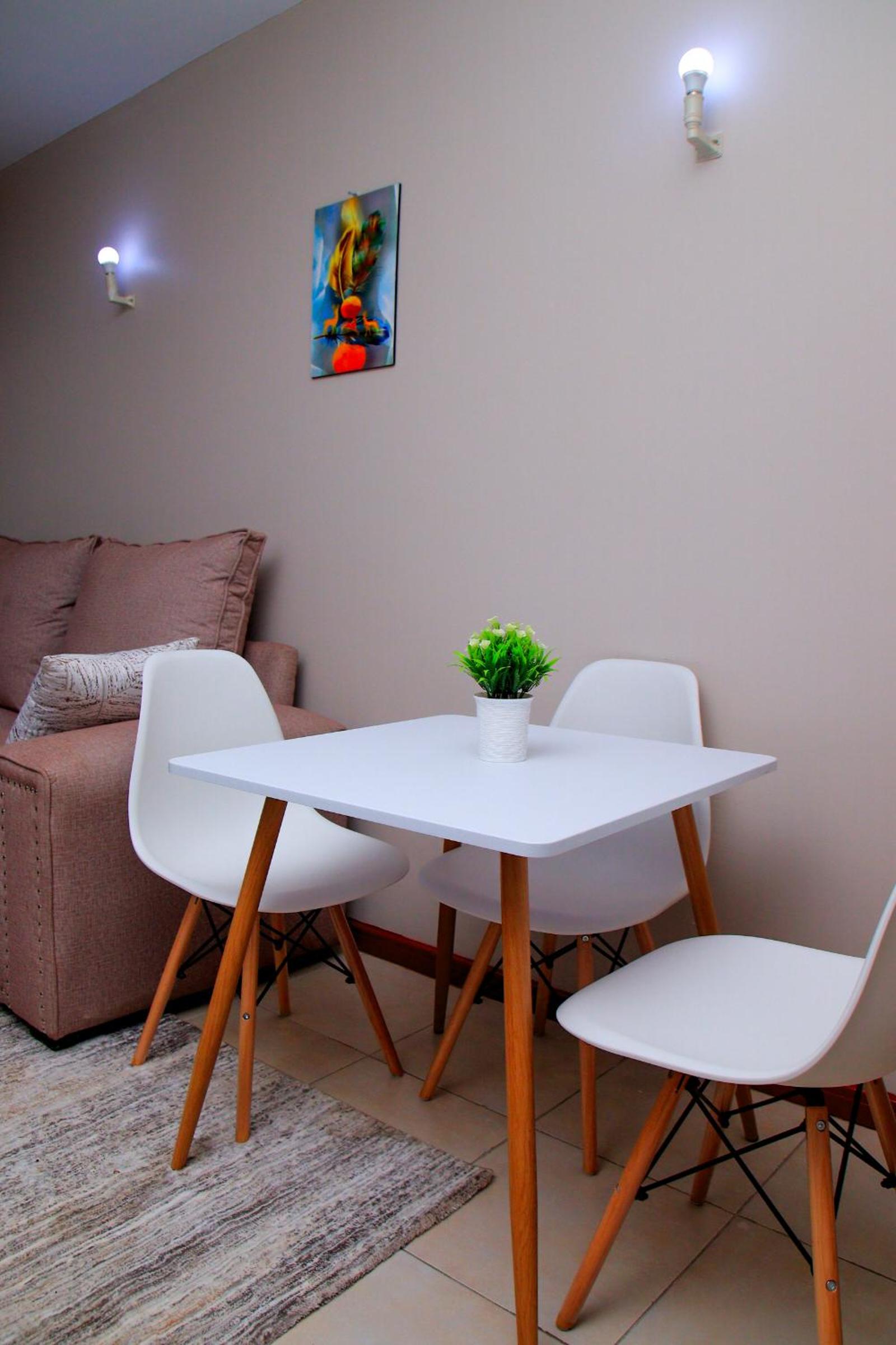 Elly Residence