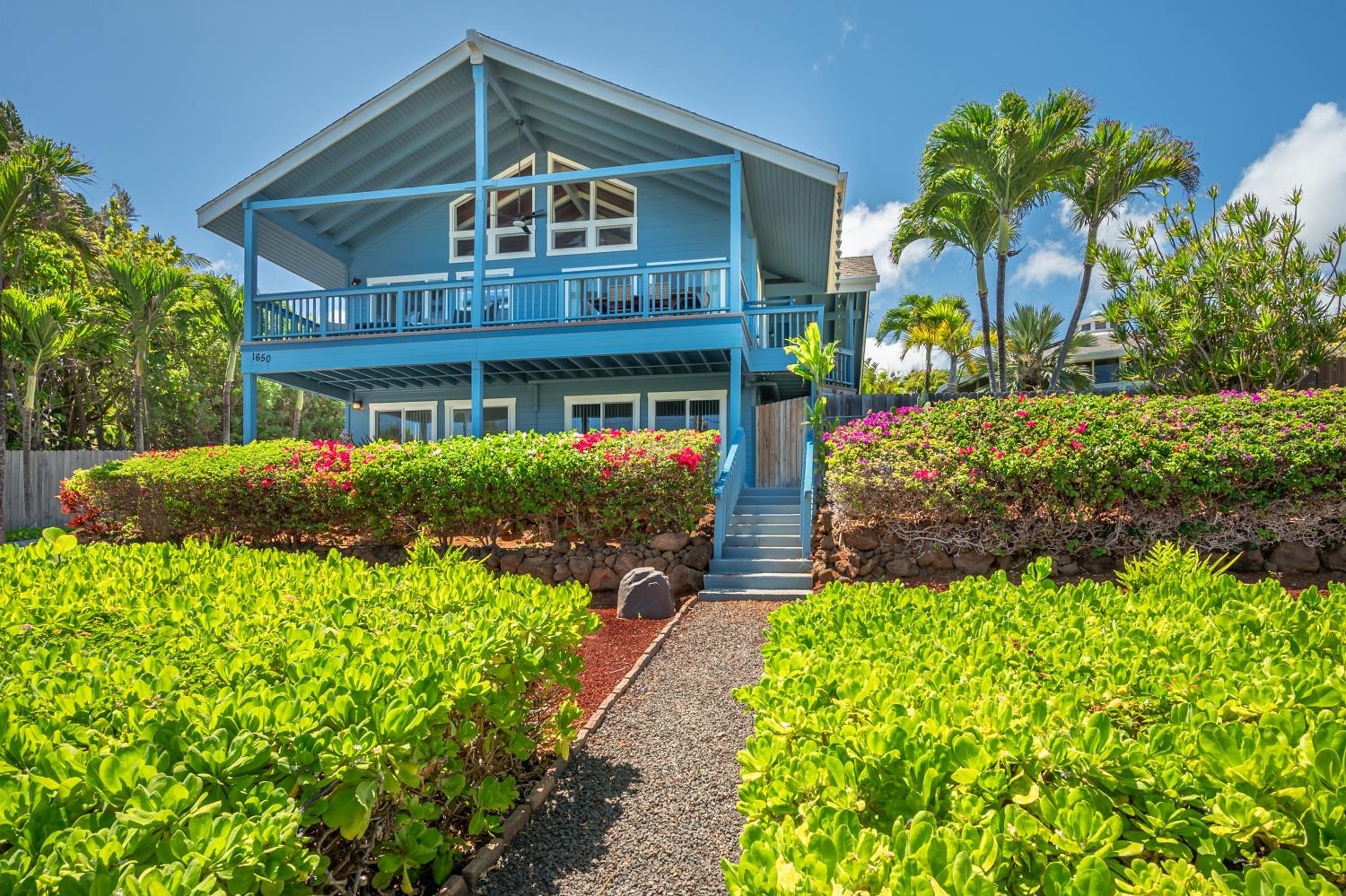 Ocean Views! Walk to Beaches, Tropical Getaway view 4