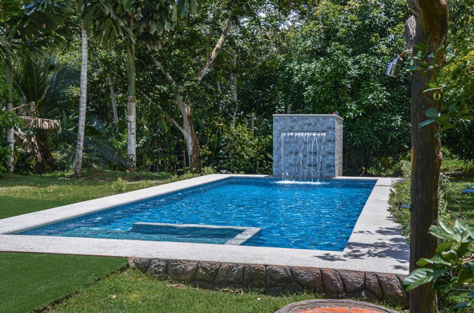 La Fortuna Country House