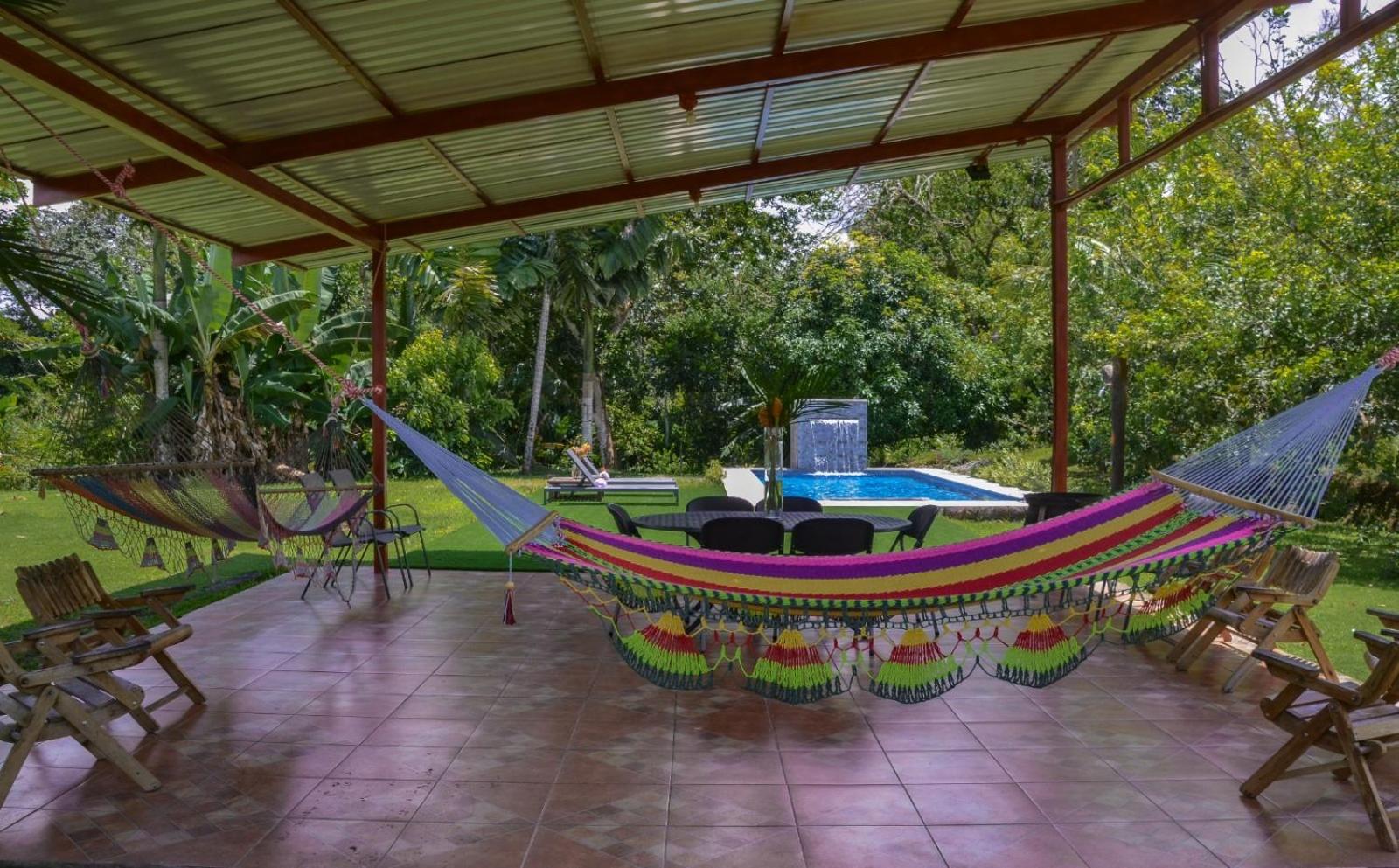 La Fortuna Country House
