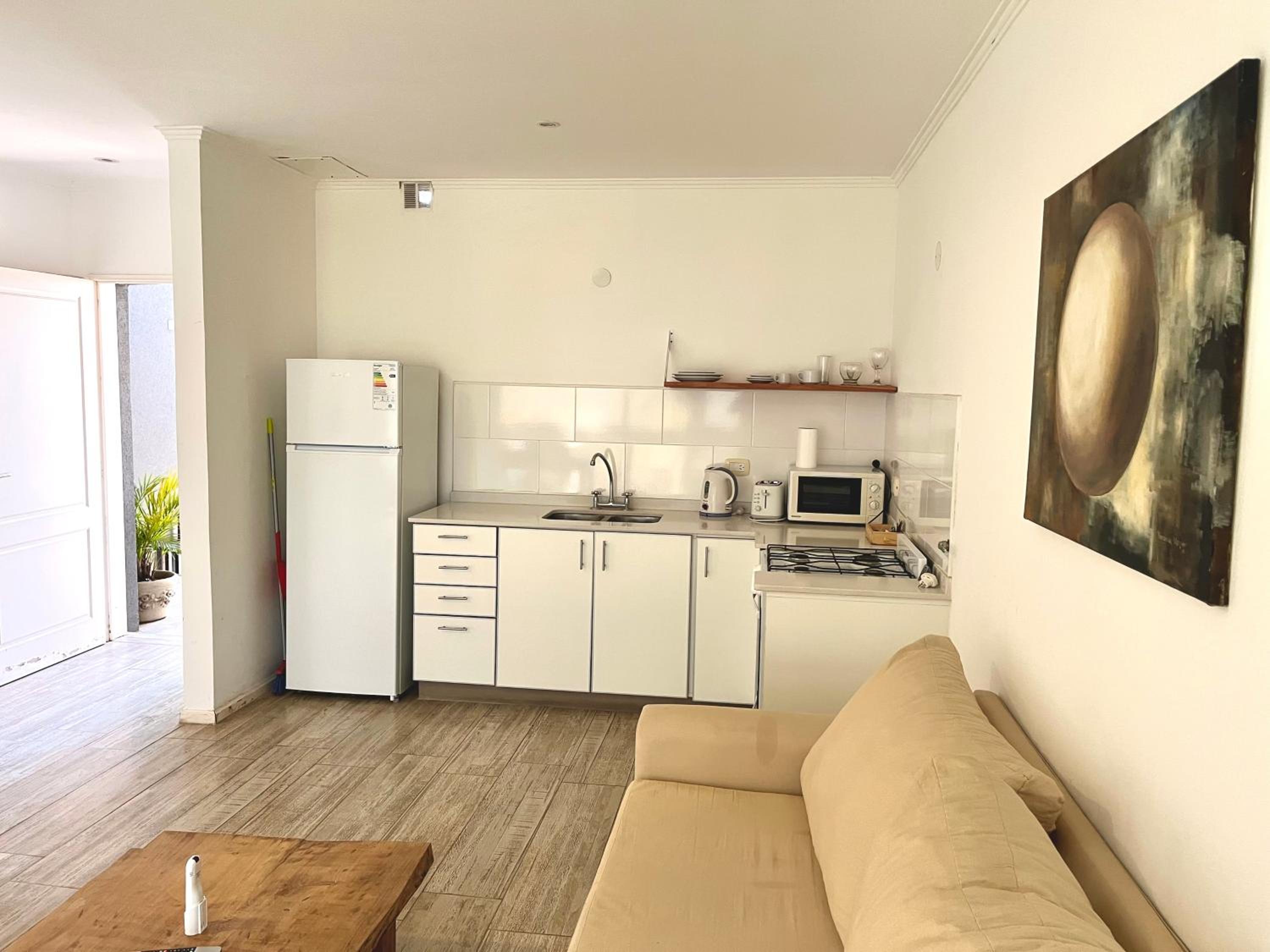 Espectacular departamento sobre la laguna para parejas