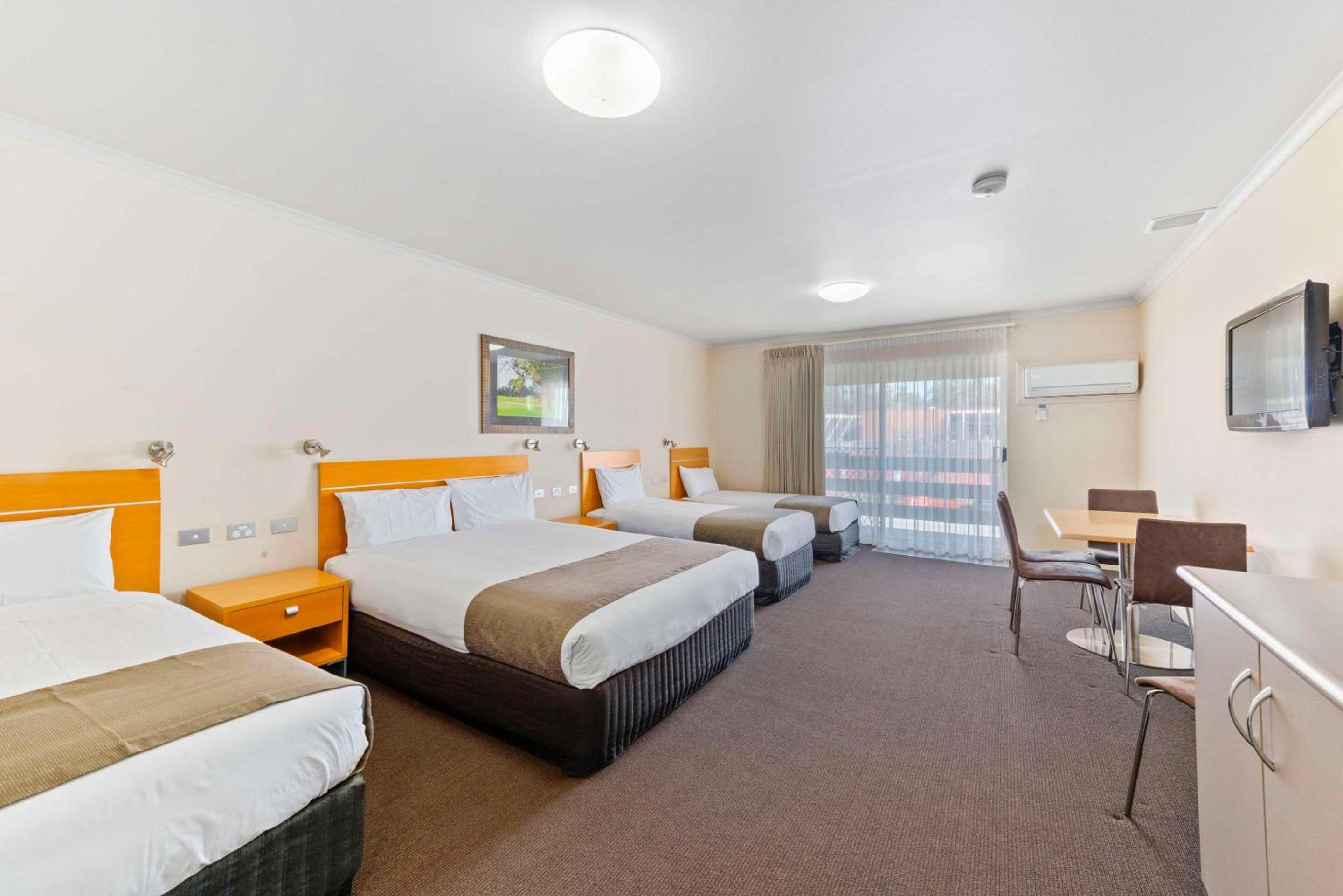Comfort Inn Clubarham