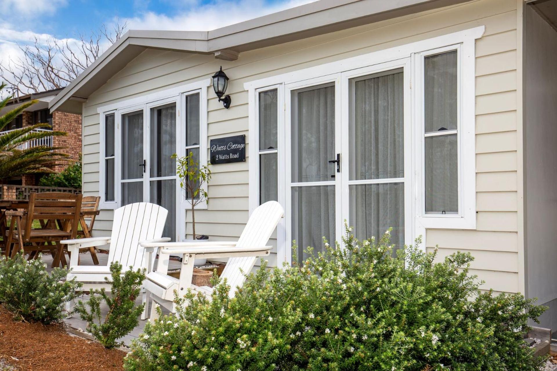 Watts Haus Pet Friendly 5 Mins Walk to Beach