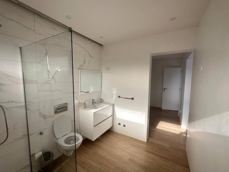 Ocean Mirror Apartment