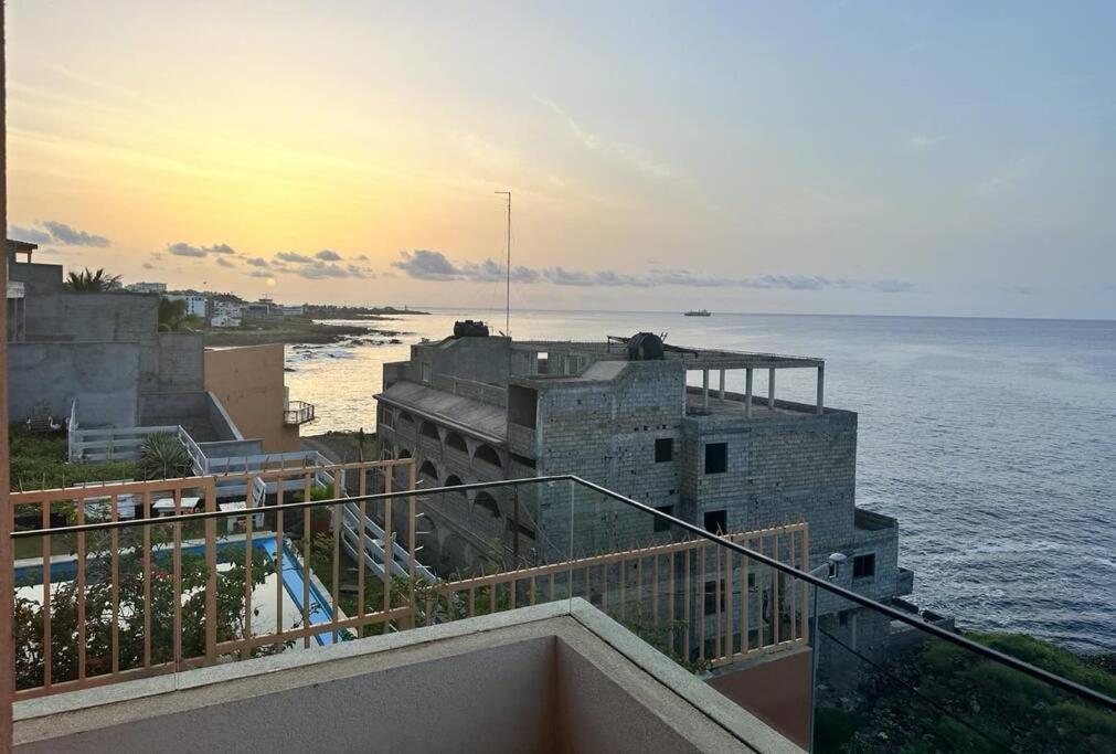 Ocean Mirror Apartment