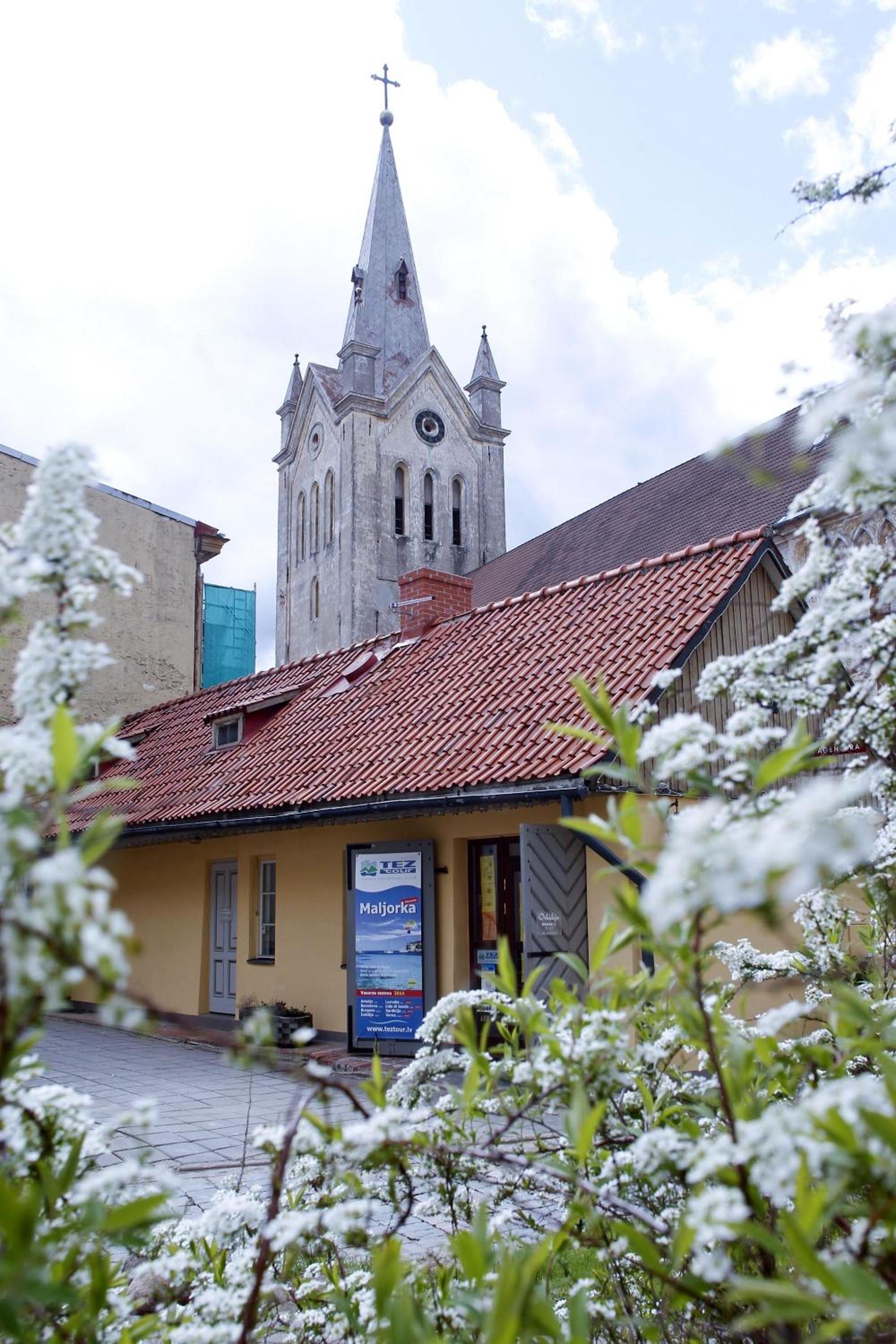 Hotel Cēsu Namiņš - Image 1