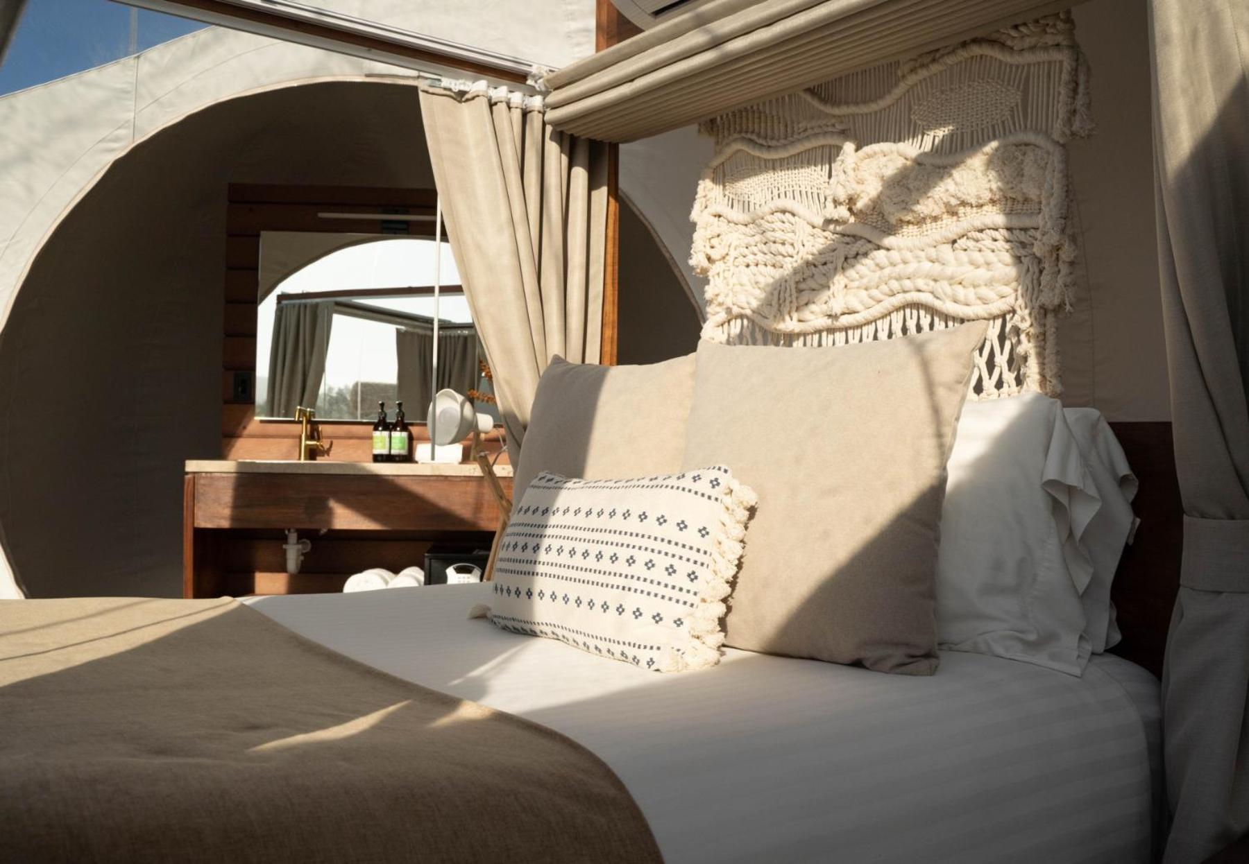 Ensenada Vacations - Bubble Supreme 13 with Jacuzzi Campera Hotel Burbuja - Property Image 21