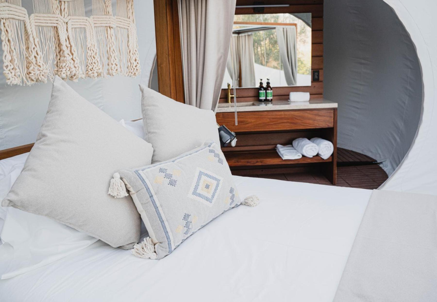Ensenada Vacations - Bubble Supreme 13 with Jacuzzi Campera Hotel Burbuja - Property Image 15