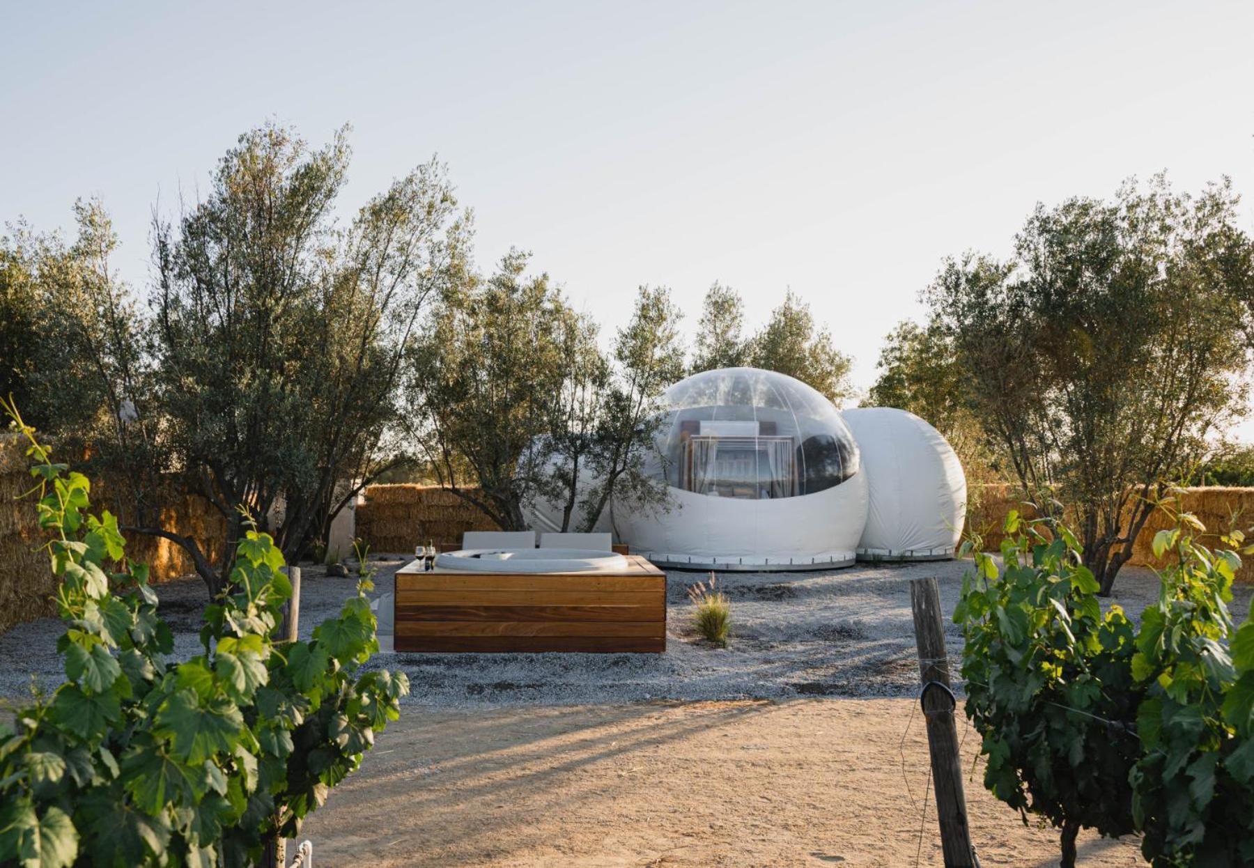 Ensenada Vacations - Bubble Supreme 13 with Jacuzzi Campera Hotel Burbuja - Property Image 4