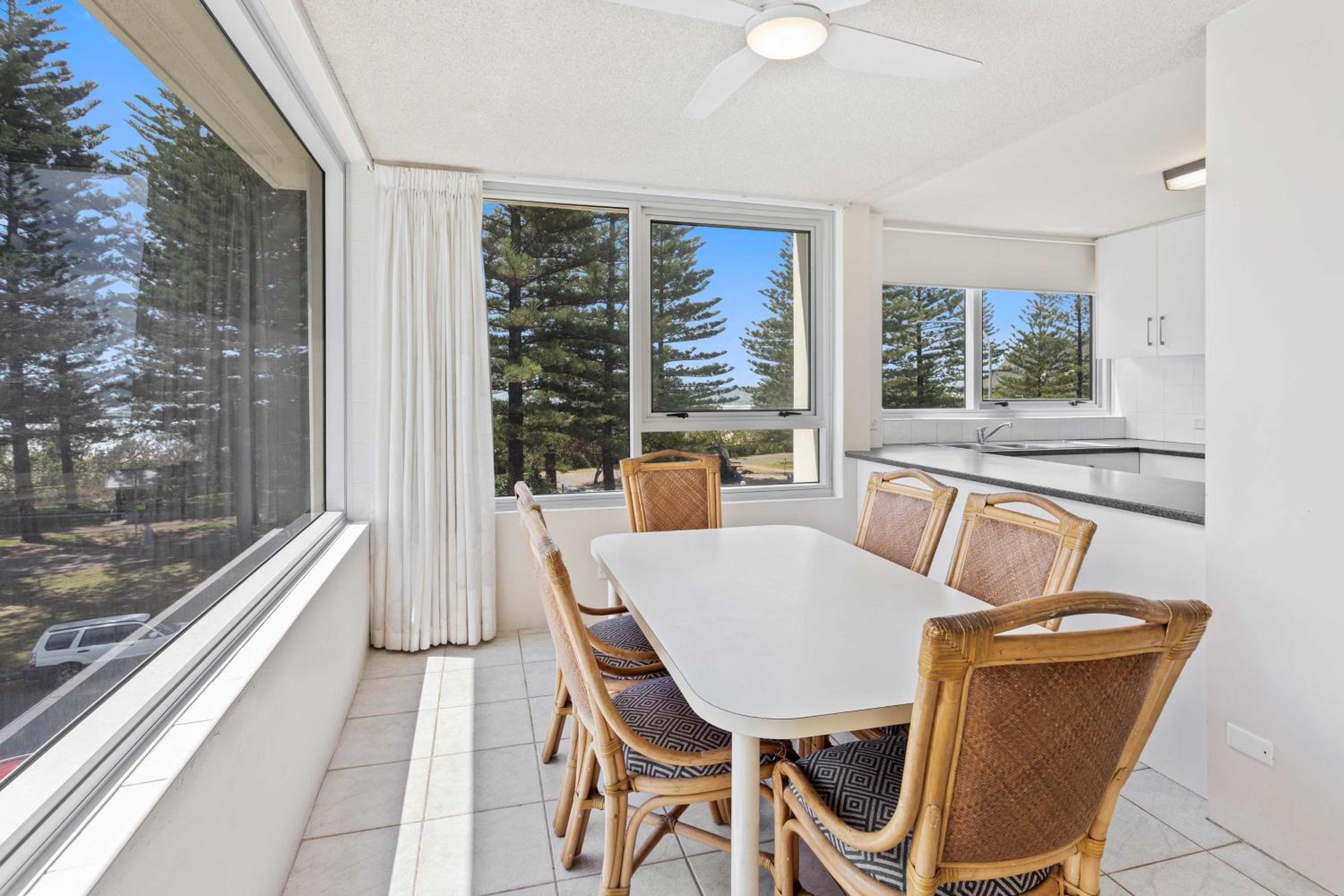 Ambassador Beachfront Apartments - Hosted by Burleigh Letting