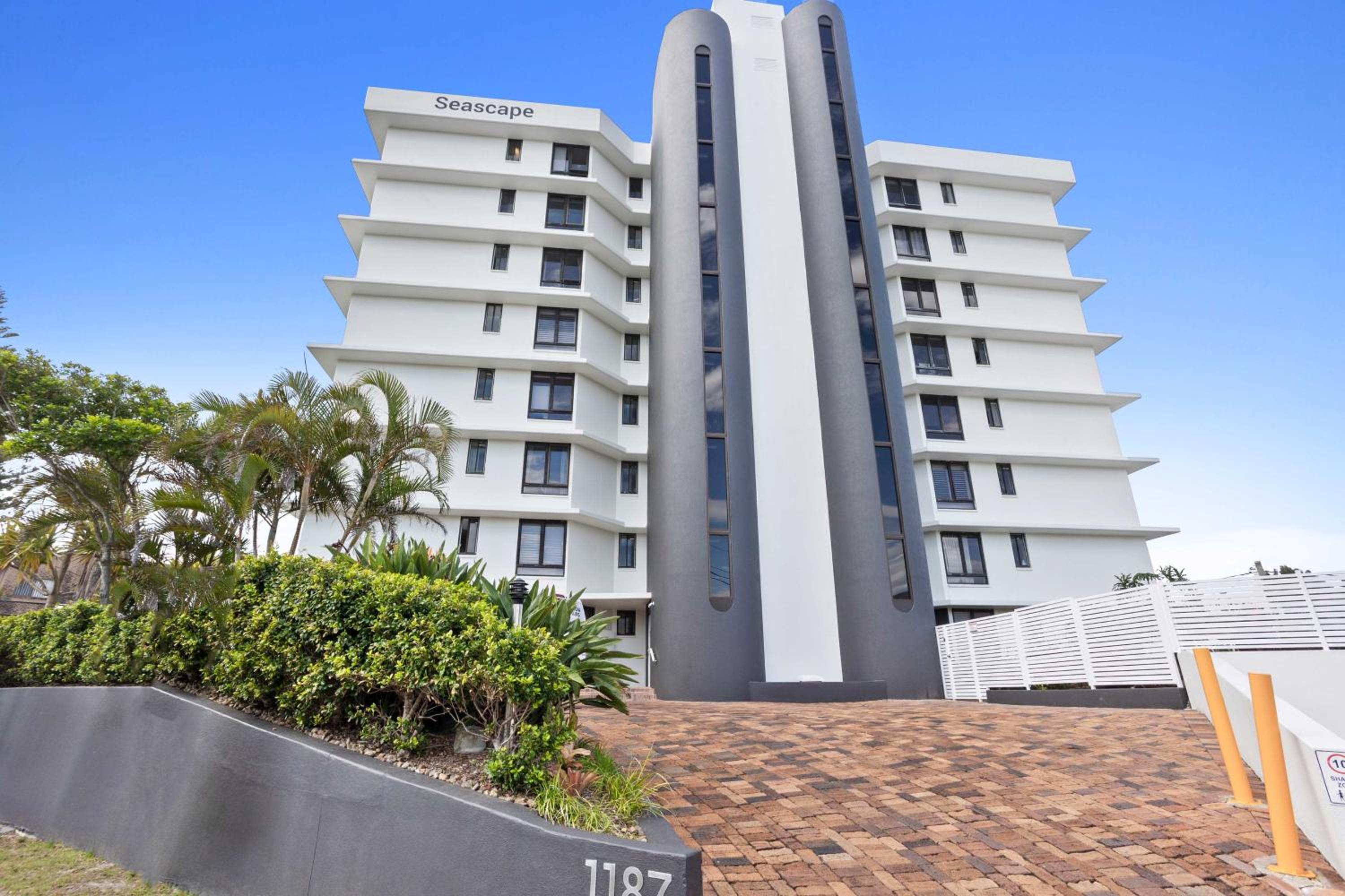 Seascape - Hosted by Burleigh Letting